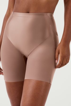 SPANXshape? Booty-Lifting Mid-Thigh Short | Cafe Au Lait