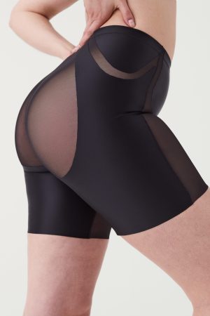 SPANXshape? Booty-Lifting Mid-Thigh Short | Very Black
