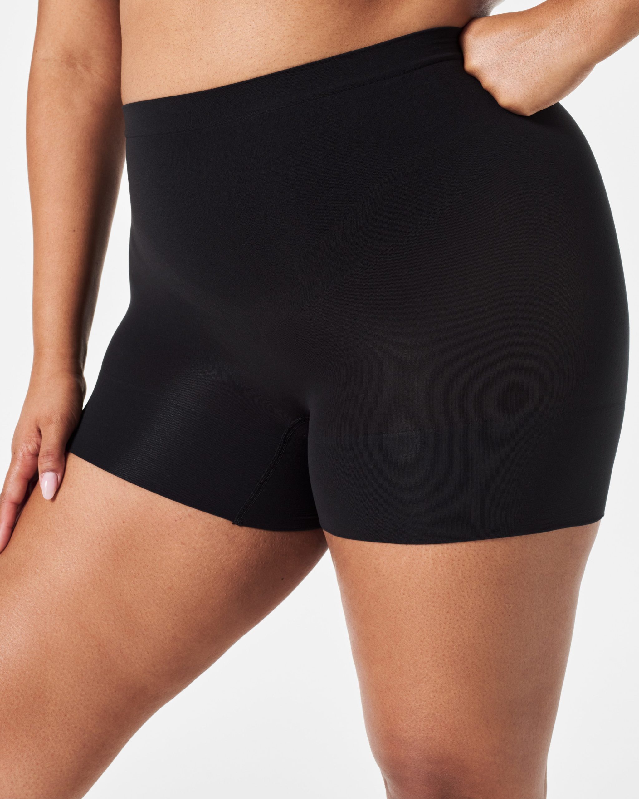 SPANXsculpt? Seamless Power Shorty | Very Black - Image 2