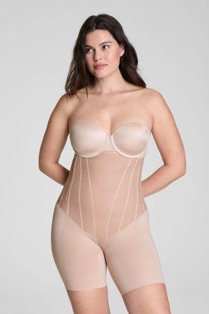 SPANXsupersculpt? TotalContour High-Waisted Mid-Thigh Short | Natural Bronze