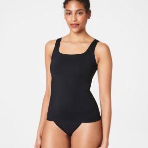 SPANXsupersmooth?  Essential Tank | Very Black