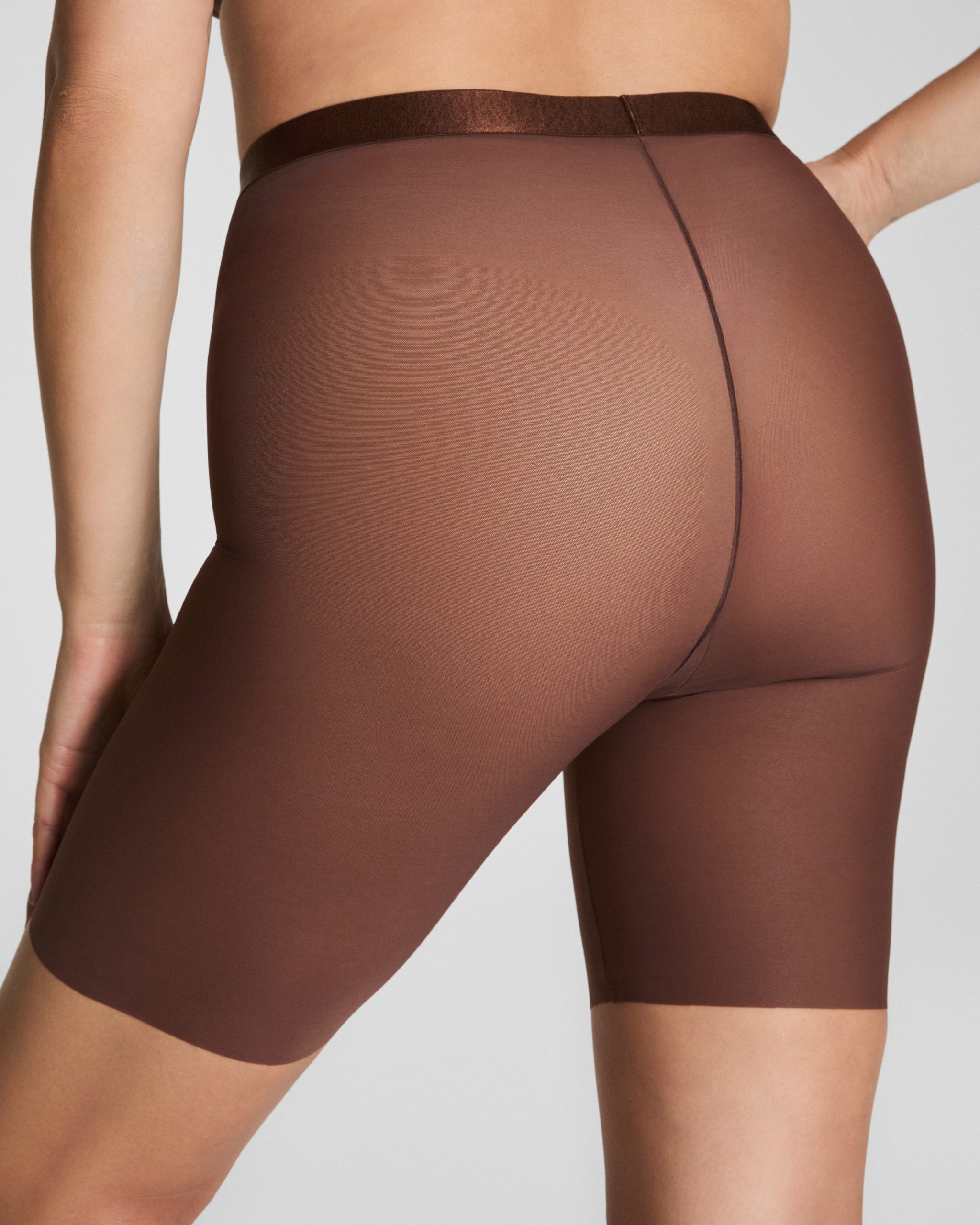 SPANXsupersmooth? SheerSense Mid-Thigh Short | Espresso - Image 4