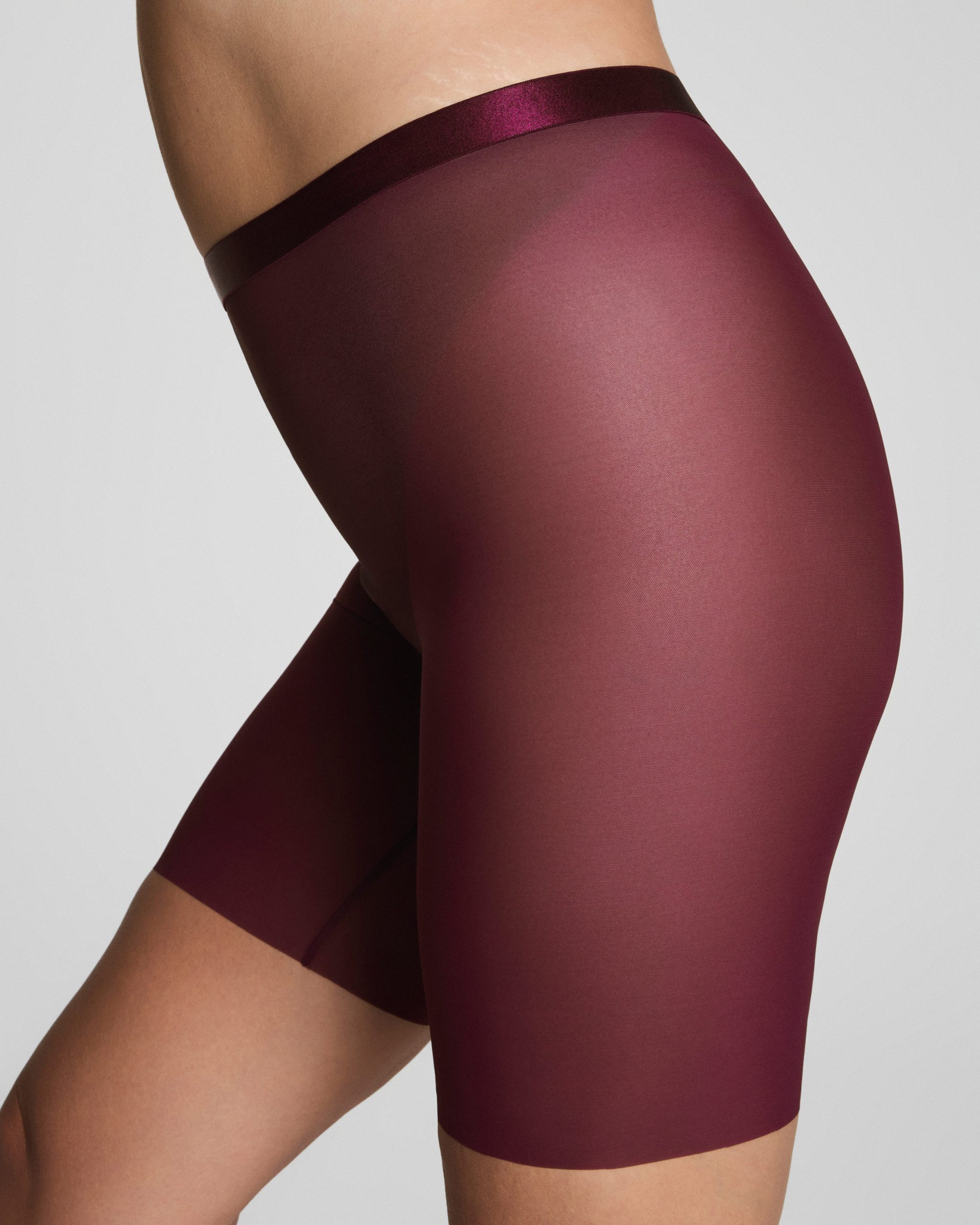 SPANXsupersmooth? SheerSense Mid-Thigh Short | Plum Berry - Image 5