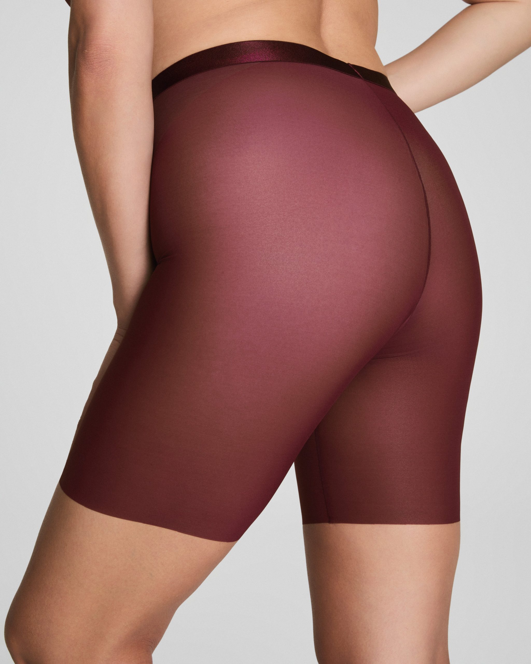 SPANXsupersmooth? SheerSense Mid-Thigh Short | Plum Berry - Image 4