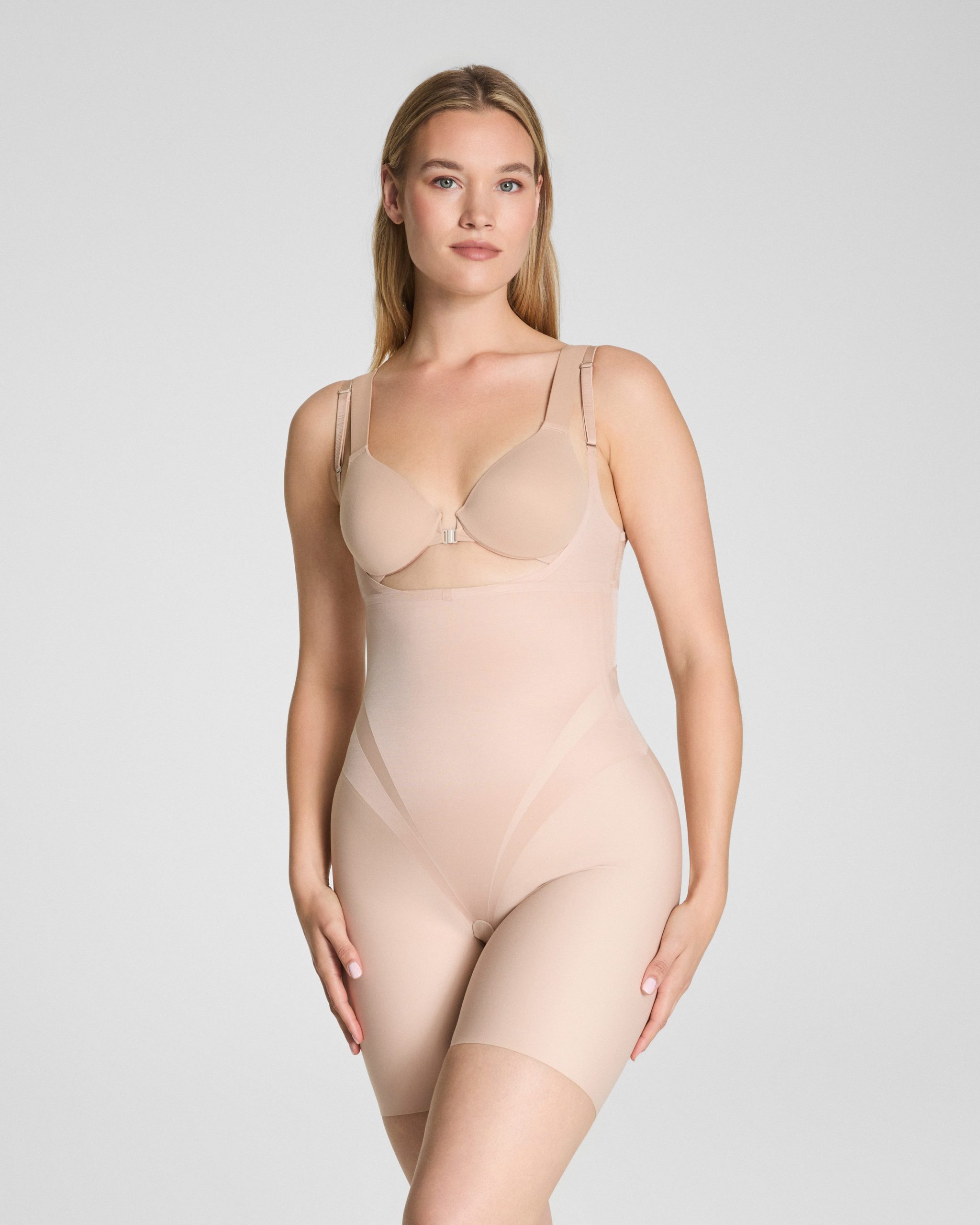 SPANXsupersculpt? Transform Open-Bust Mid-Thigh Bodysuit | Champagne Beige