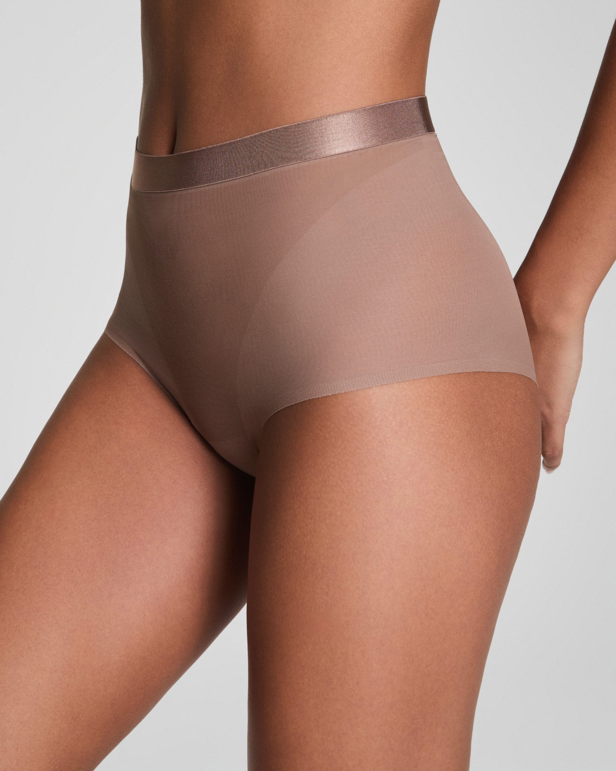 SPANXsupersmooth? SheerSense Cheeky Hipster | Cafe Au Lait