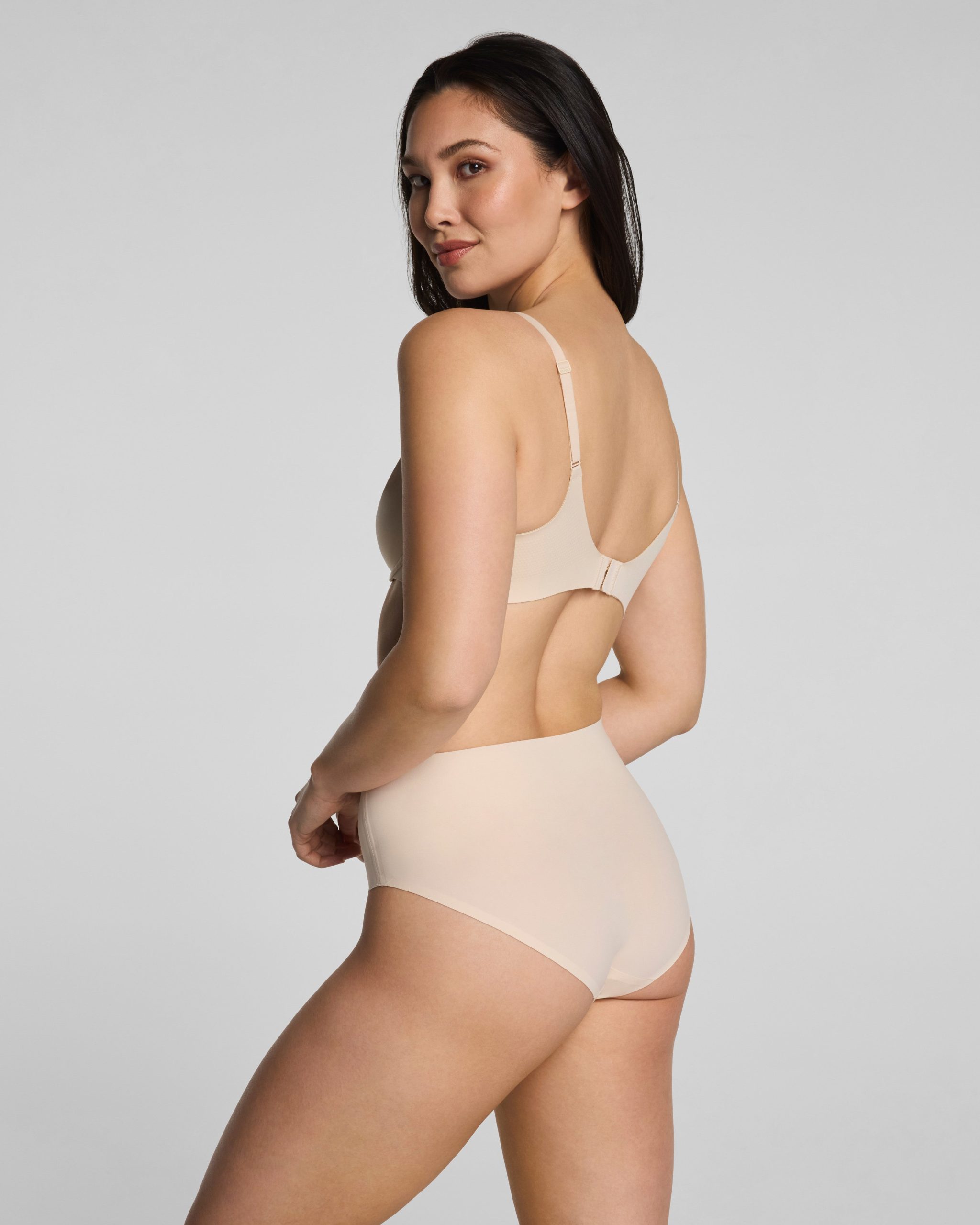 SPANXsupersmooth? BraVa Unlined Bra | Toasted Coconut - Image 4