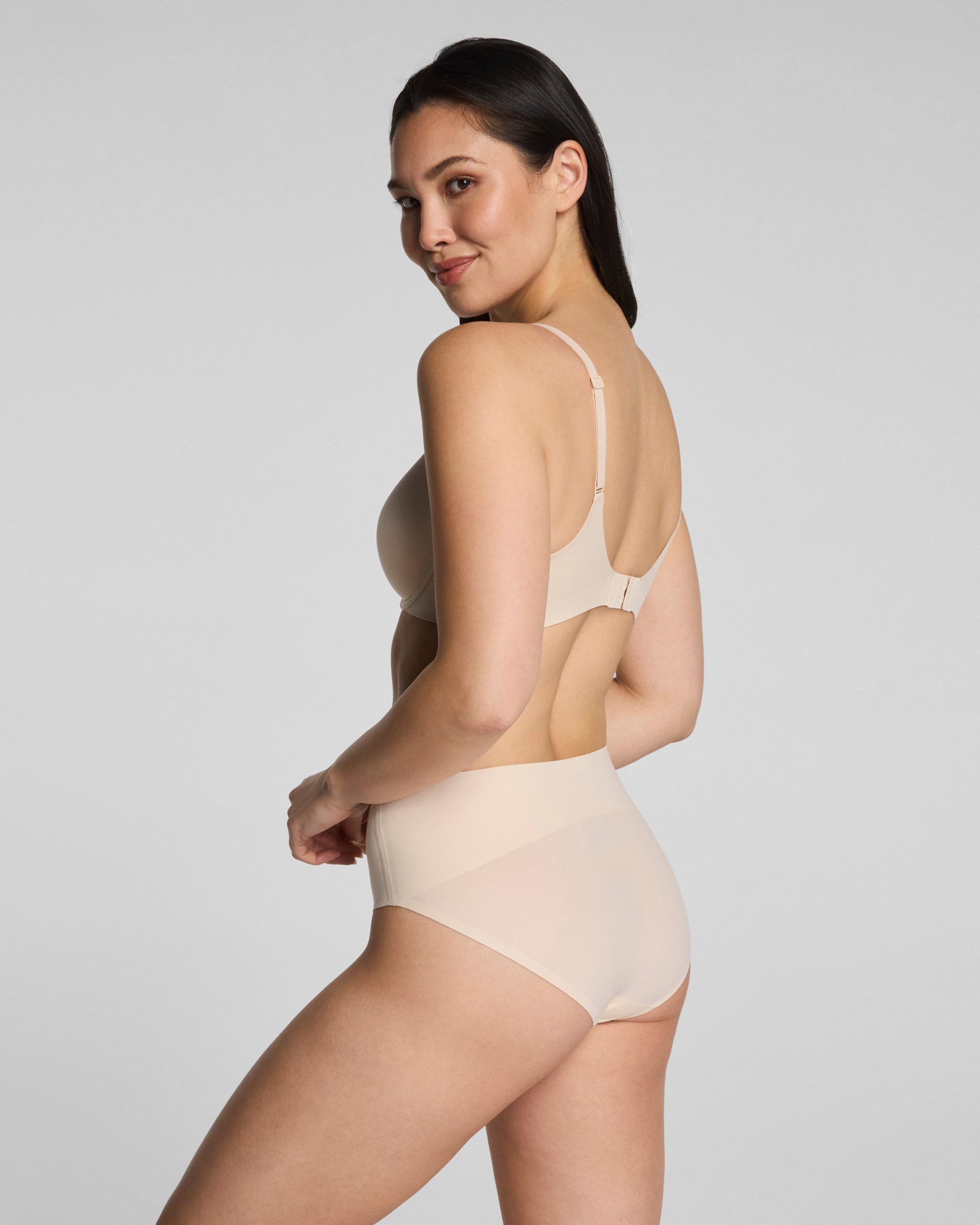 SPANXsupersmooth? BraVa Push-Up Bra | Toasted Coconut - Image 4