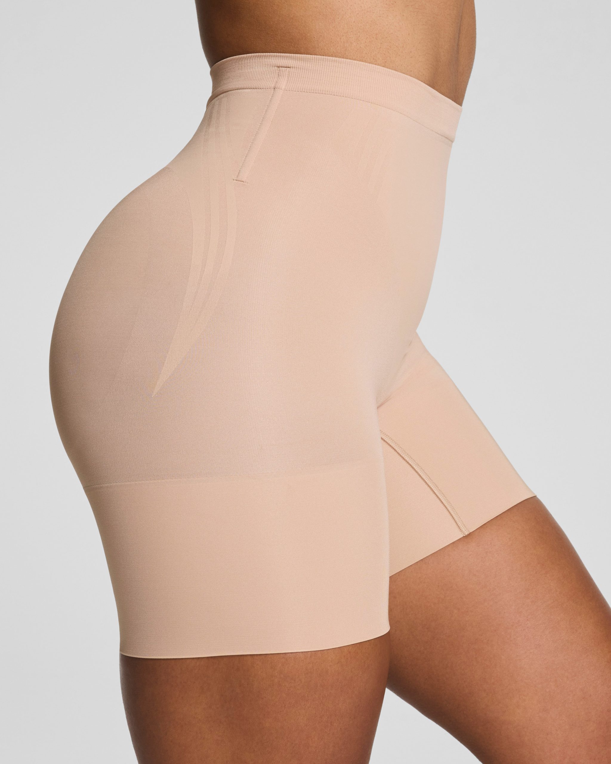 SPANXsculpt? GoFigure Mid-Thigh Short | Chai - Image 4
