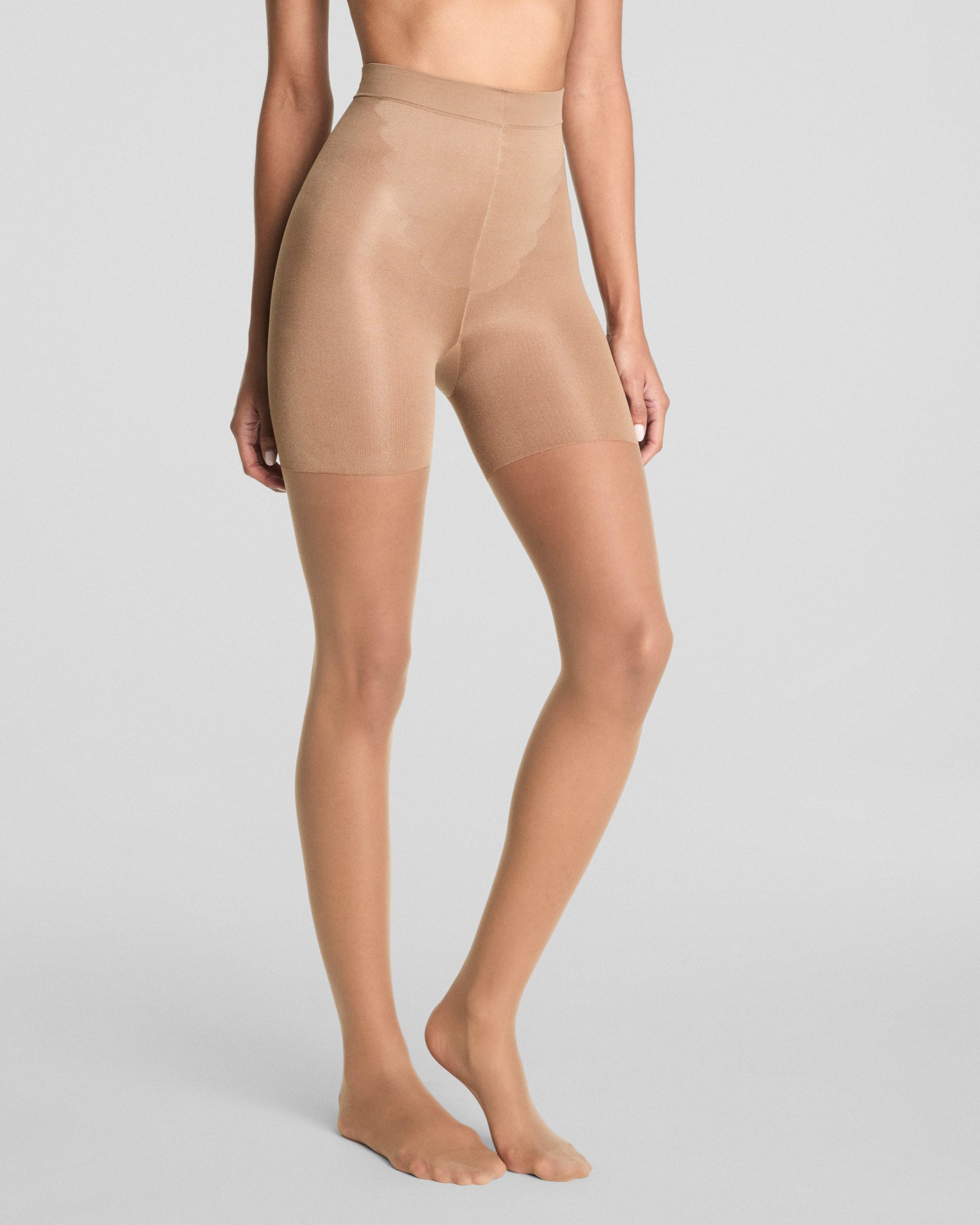 SPANXshape? Mid-Thigh Sheers | S4