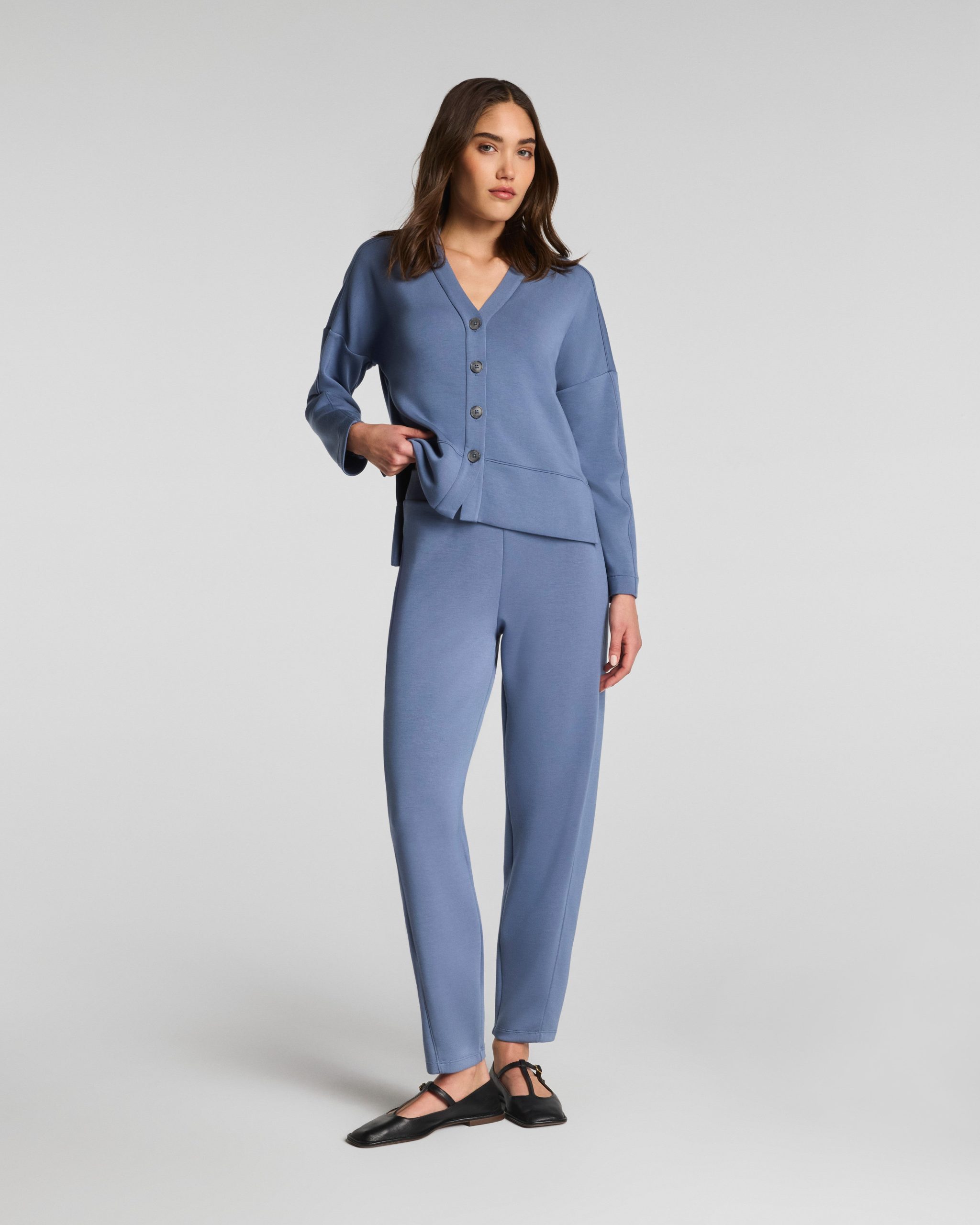 SPANX AirEssentials? Barrel Leg Pant - Image 4