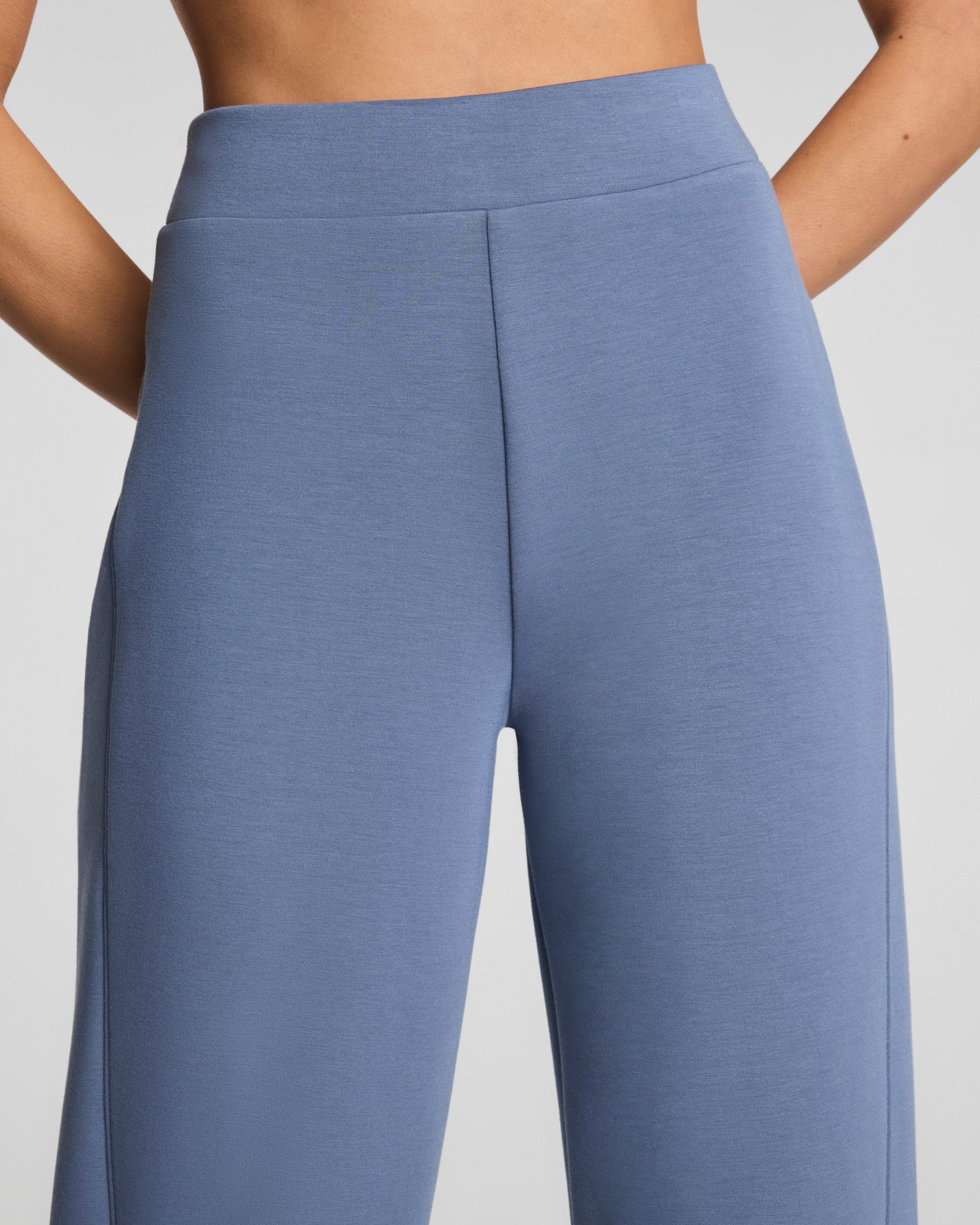 SPANX AirEssentials? Barrel Leg Pant | Rain - Image 4