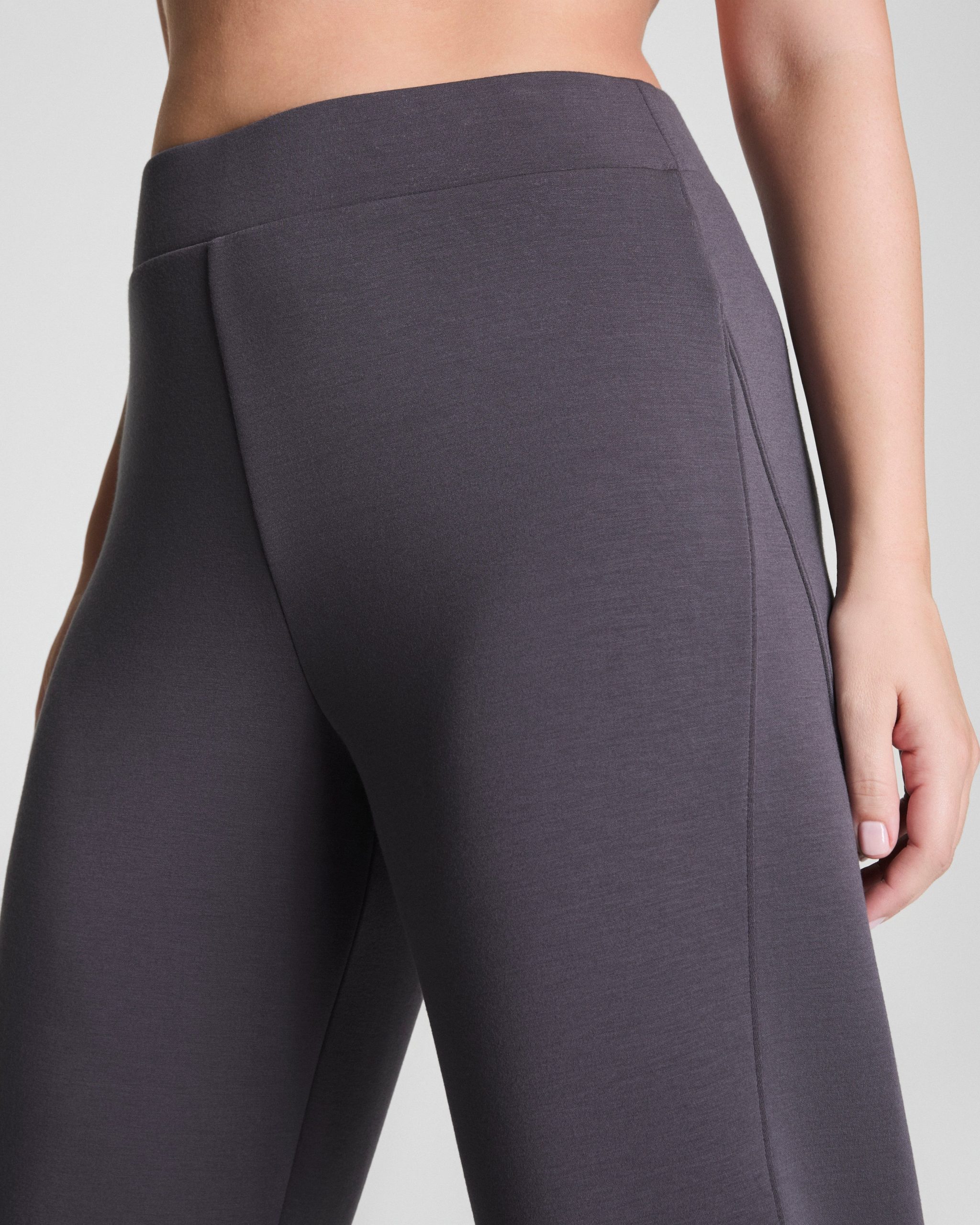 SPANX AirEssentials? Barrel Leg Pant | Storm - Image 4