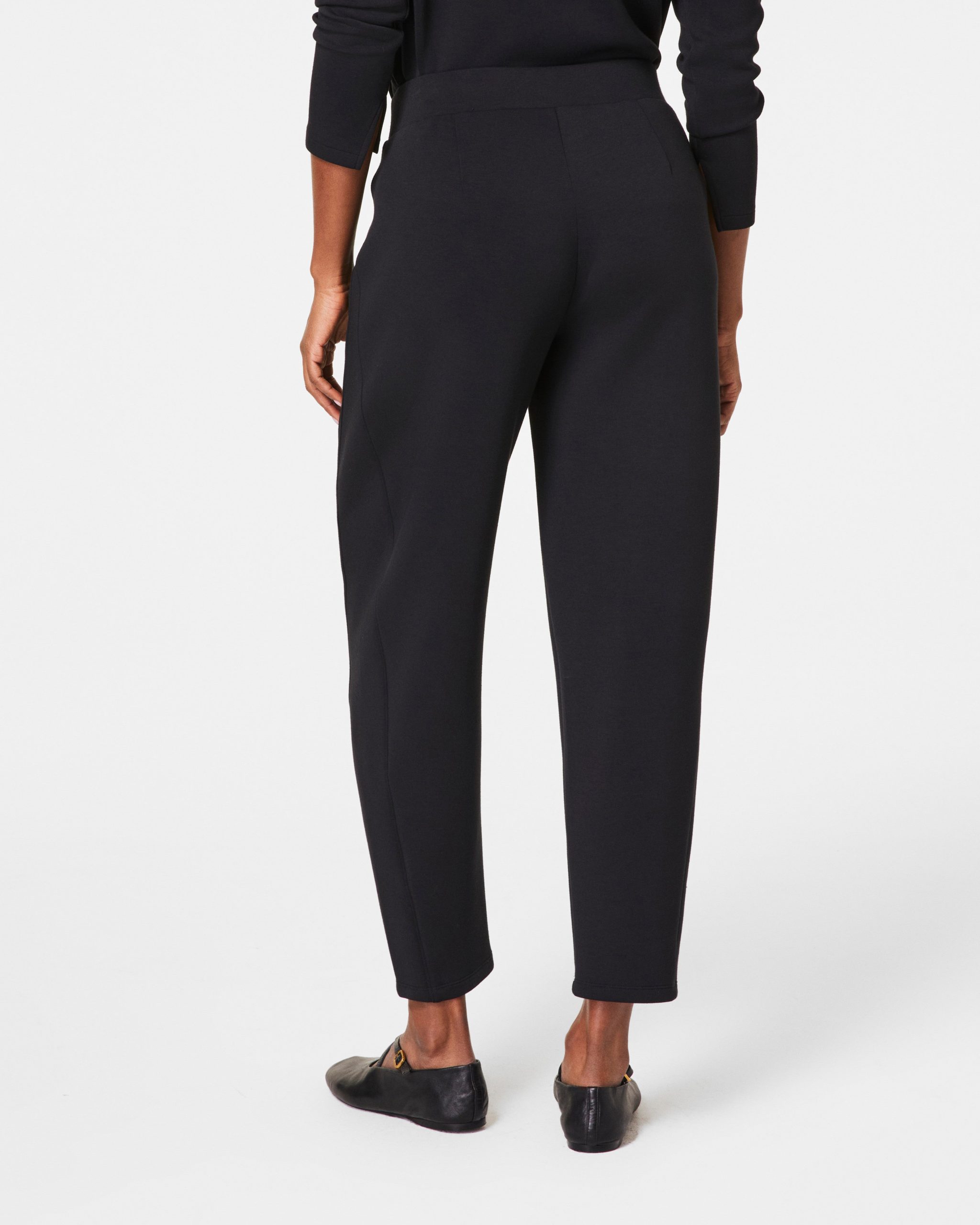 SPANX AirEssentials? Barrel Leg Pant | Very Black - Image 3