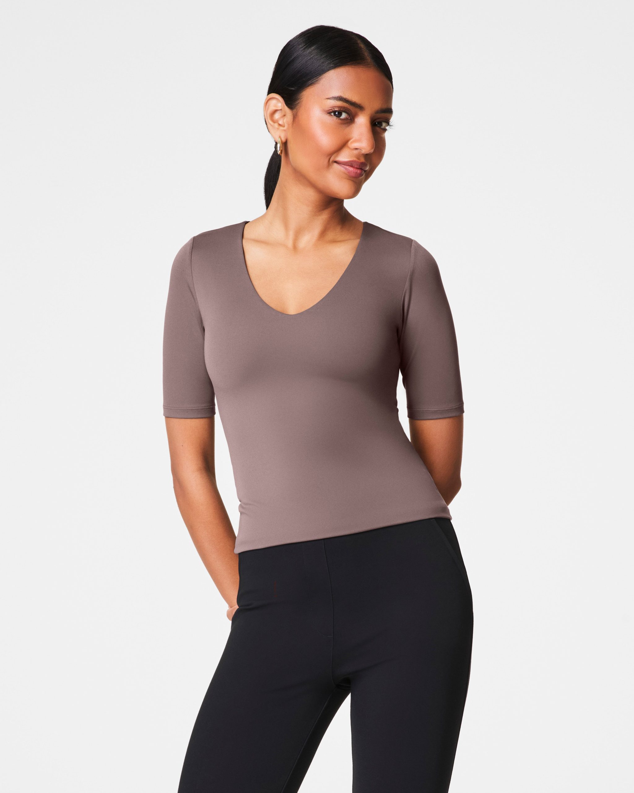 SPANXsmooth? Jersey V-Neck Tee - Image 4
