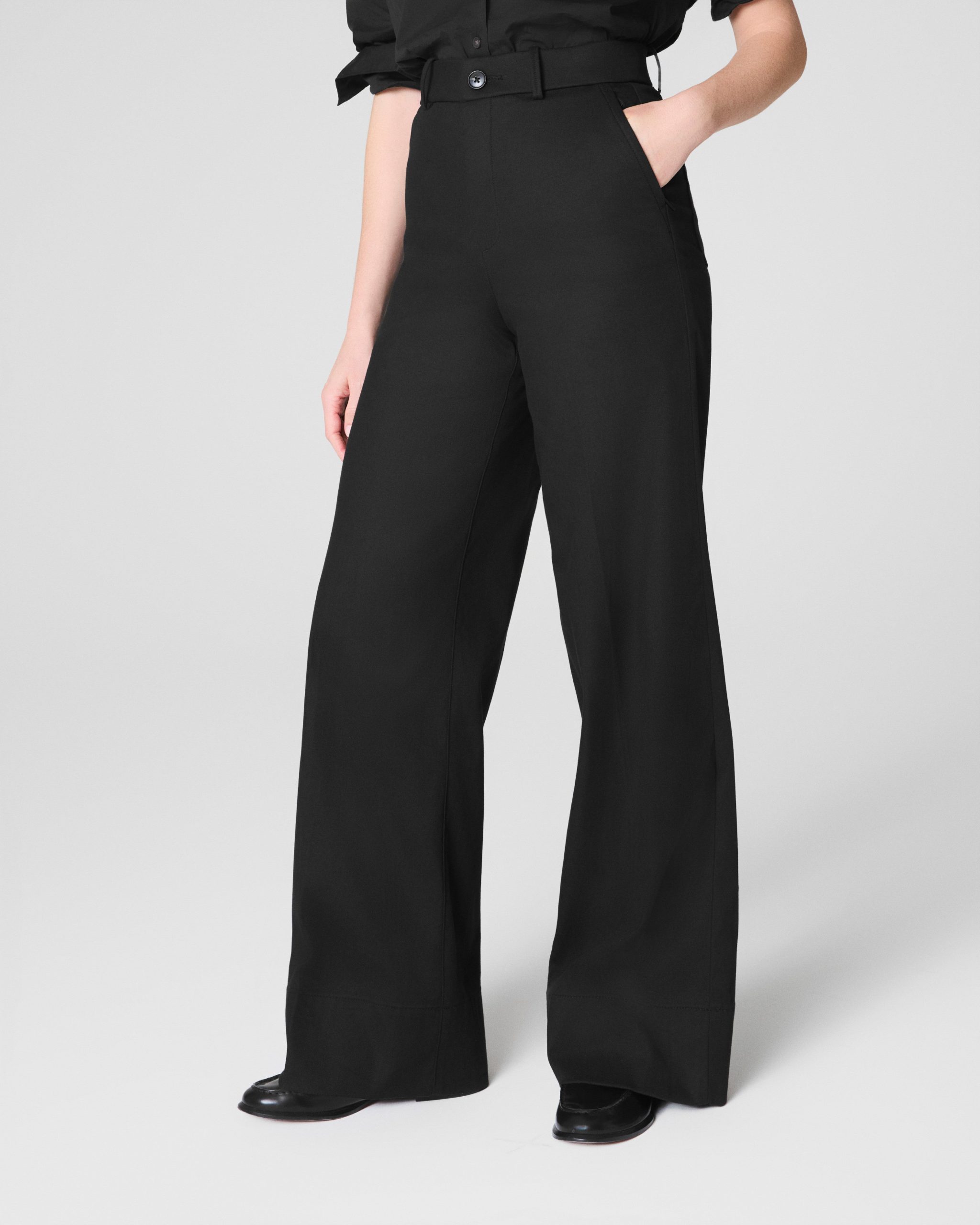 SPANXsupersmooth? Stretch Twill Wide Leg Pant | Classic Black - Image 2