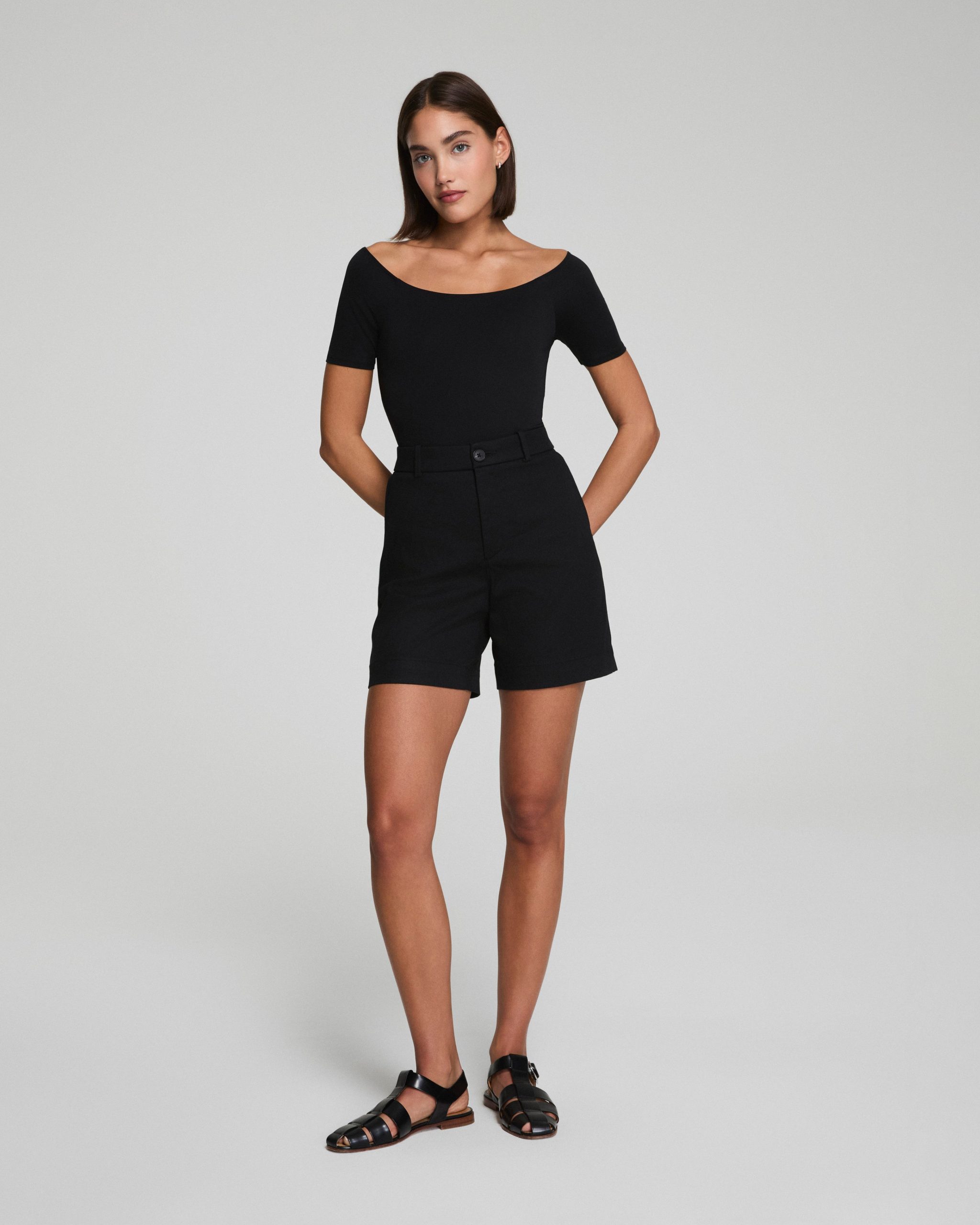 SPANXsupersmooth? Stretch Twill Short. 7 | Classic Black