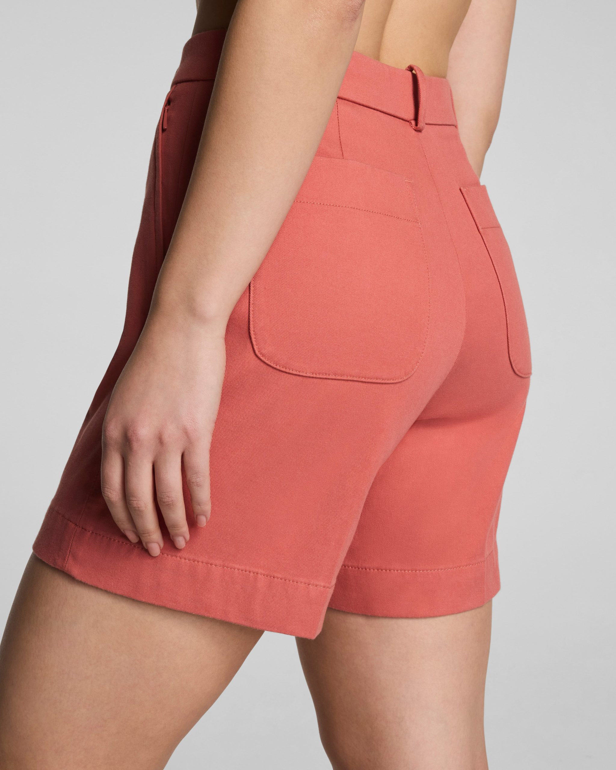 SPANXsupersmooth? Stretch Twill Short. 7 | Clay - Image 5