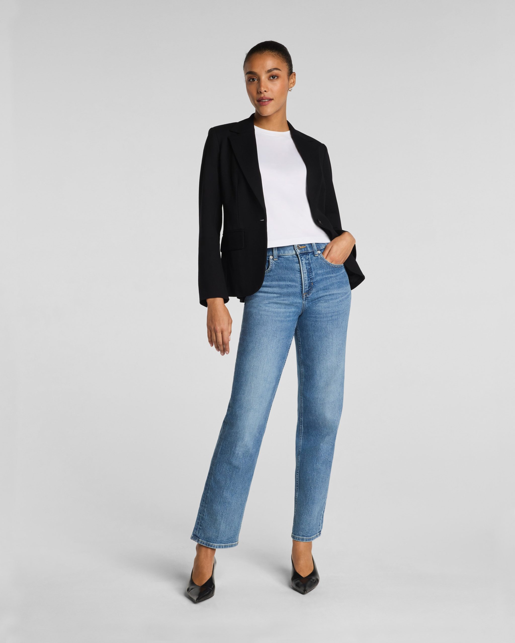 SPANXshape? Authentic 360 Mid-Rise 90s Straight Leg Jeans | Elysian