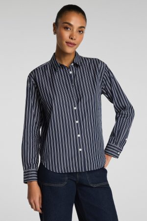 SPANX? Poplin Oversized Button-Up Shirt | Timeless Navy/Classic White