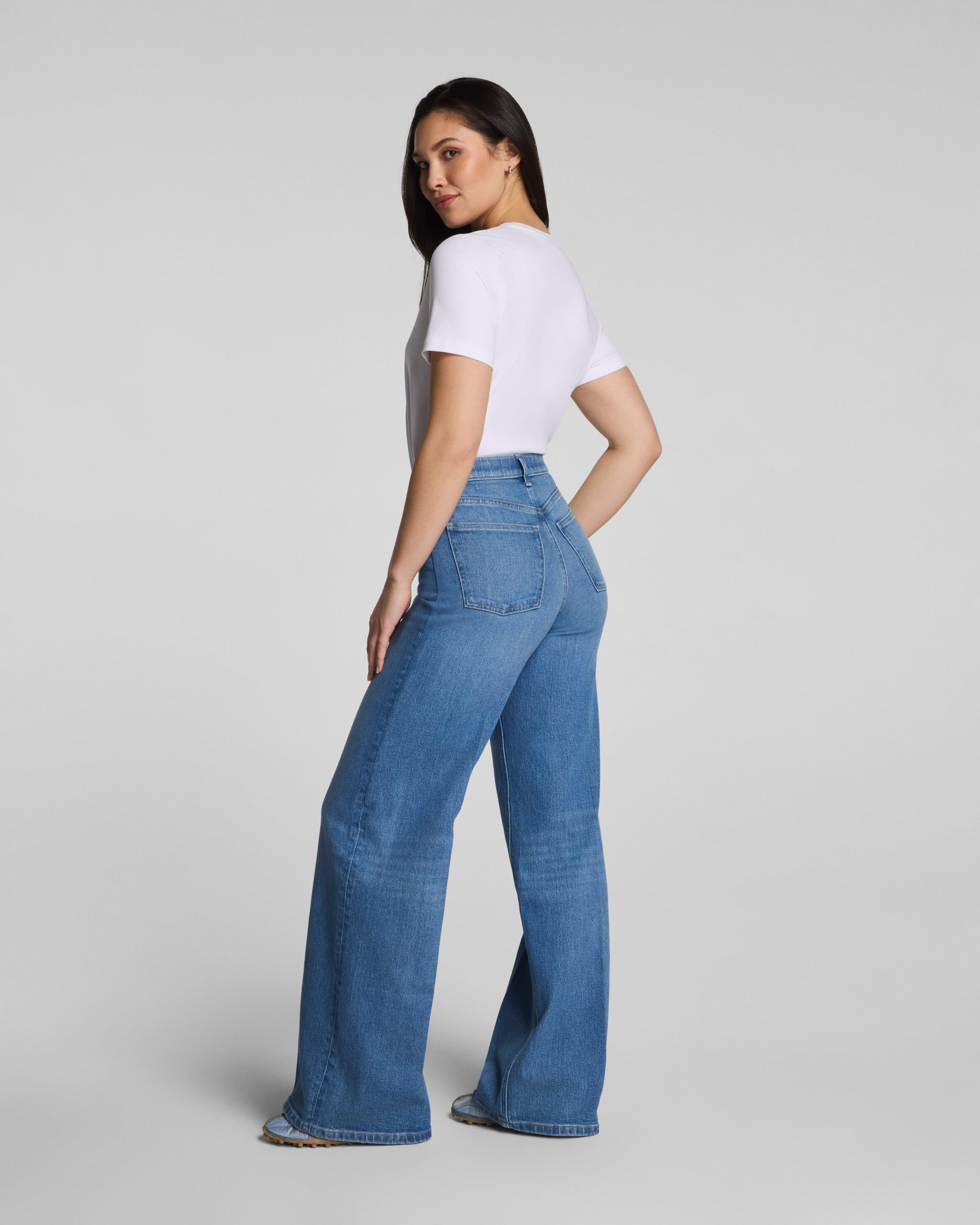 SPANX? Lightweight Cotton Crewneck Tee | Classic White - Image 4