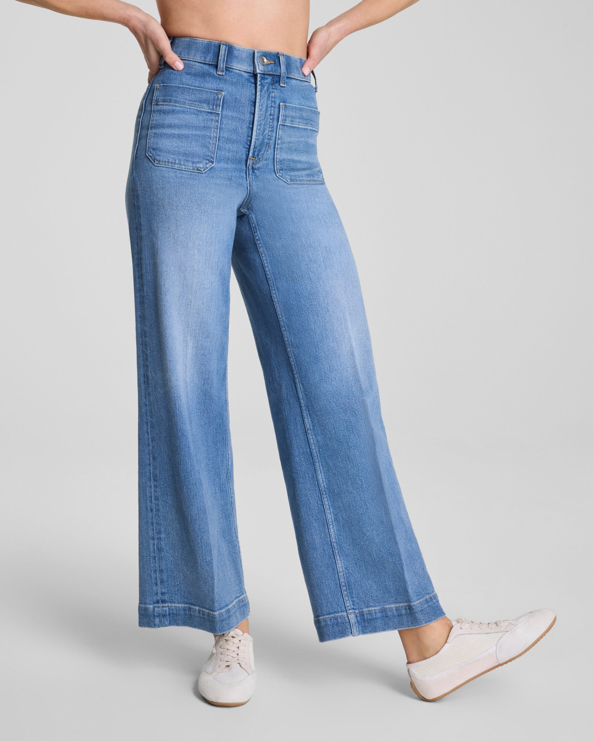 SPANXshape? Authentic 360 Cropped Wide Leg Jeans with Patch Pockets | Elysian - Image 2