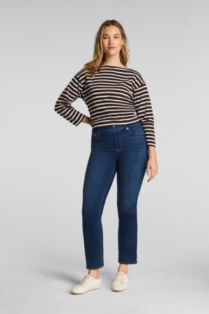 SPANXshape? EveryWear Pull-On Kick Flare Jeans | Poseidon