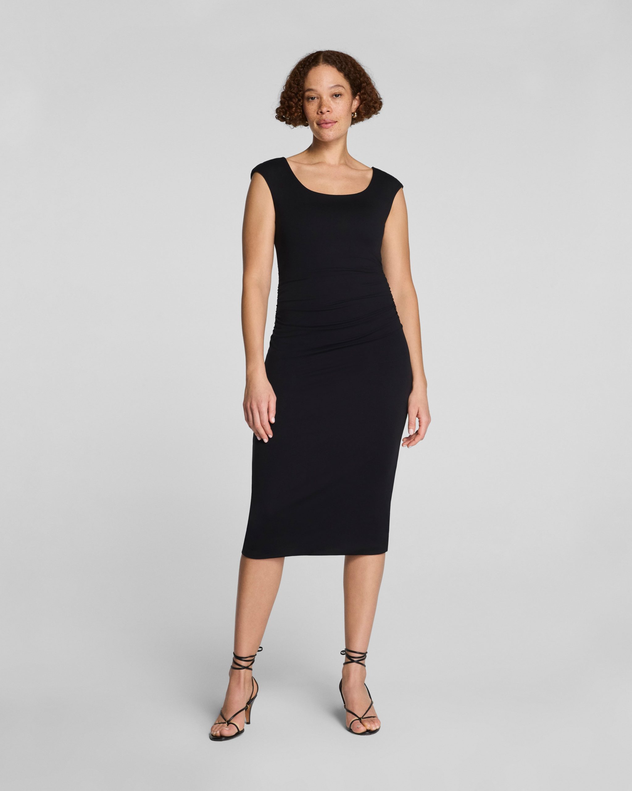 SPANXsmooth? Jersey Scoop Neck Ruched Midi Dress | Classic Black