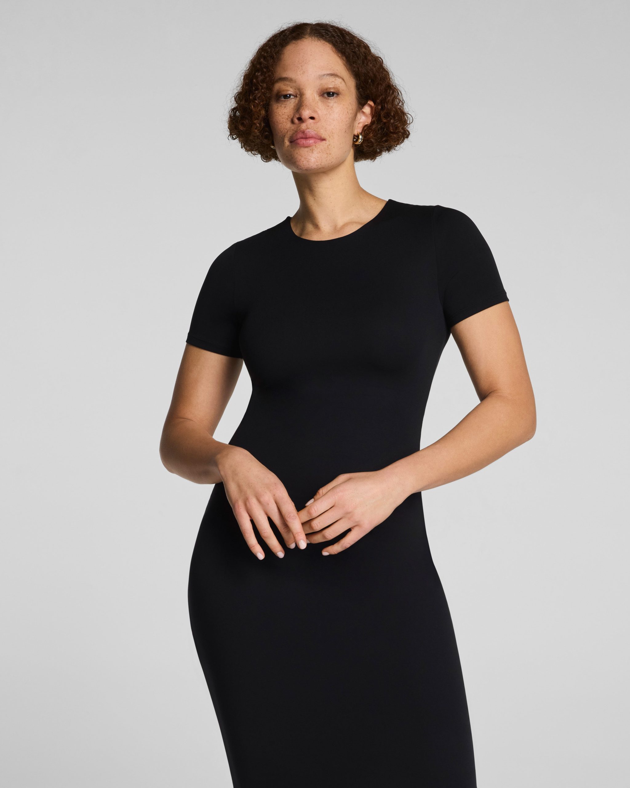 SPANXsmooth? Jersey Crewneck Short Sleeve Midi Dress | Classic Black - Image 3
