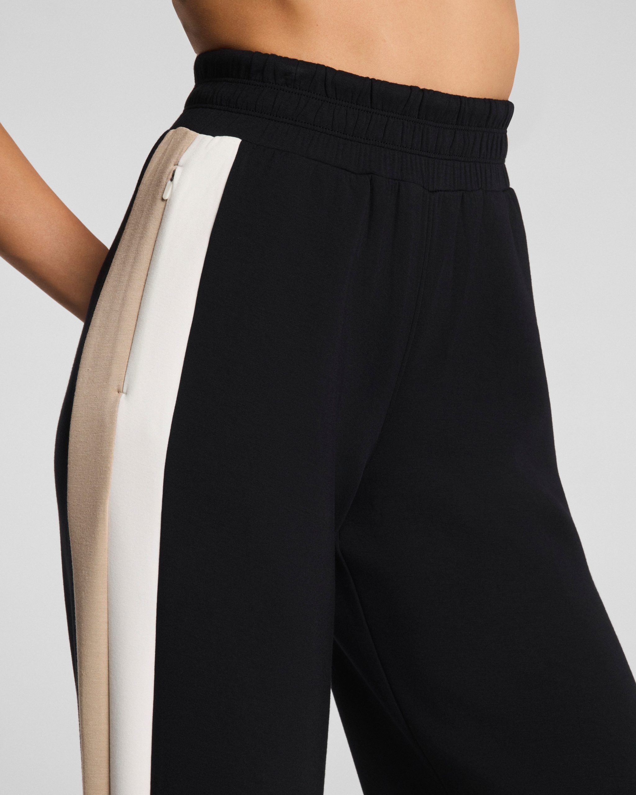 SPANX AirEssentials? Colorblock Track Pant | Very Black Stripe - Image 4