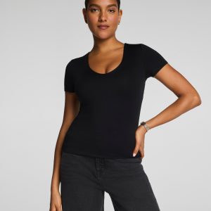 SPANXsmooth?  Jersey V-Neck Tee | Classic Black