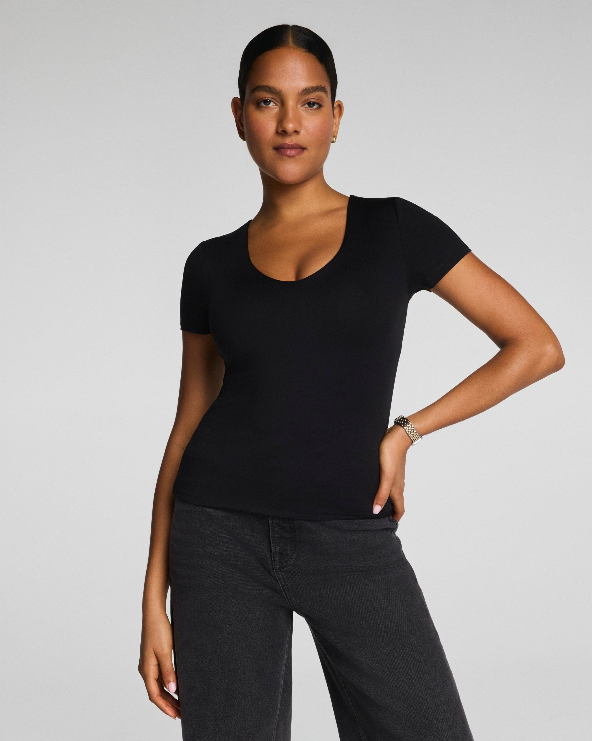 SPANXsmooth? Jersey V-Neck Tee - Image 3