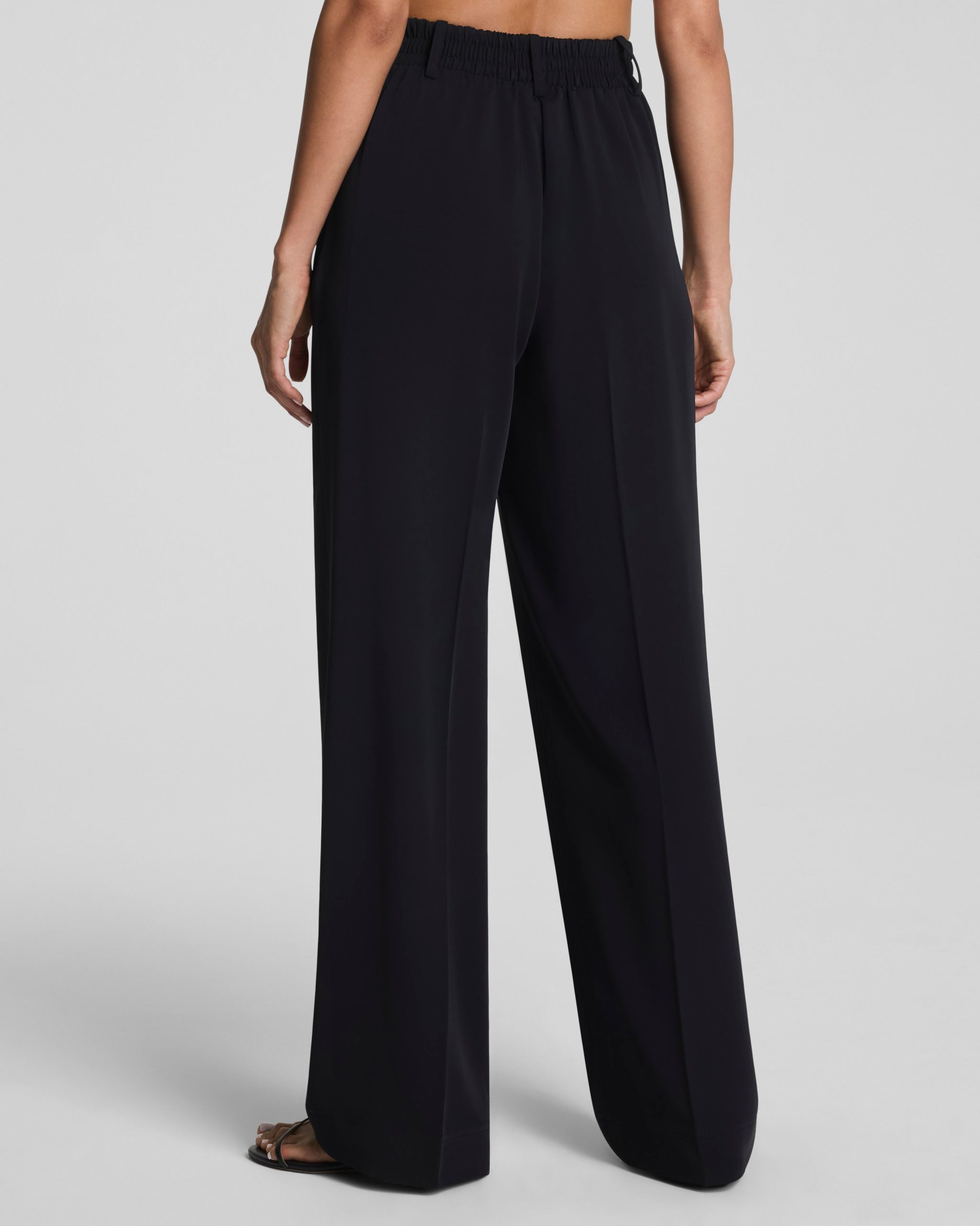 SPANX? CarryOn Pleated Wide Leg Pant | Classic Black - Image 3