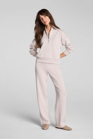 SPANX AirEssentials? Straight Leg Pant