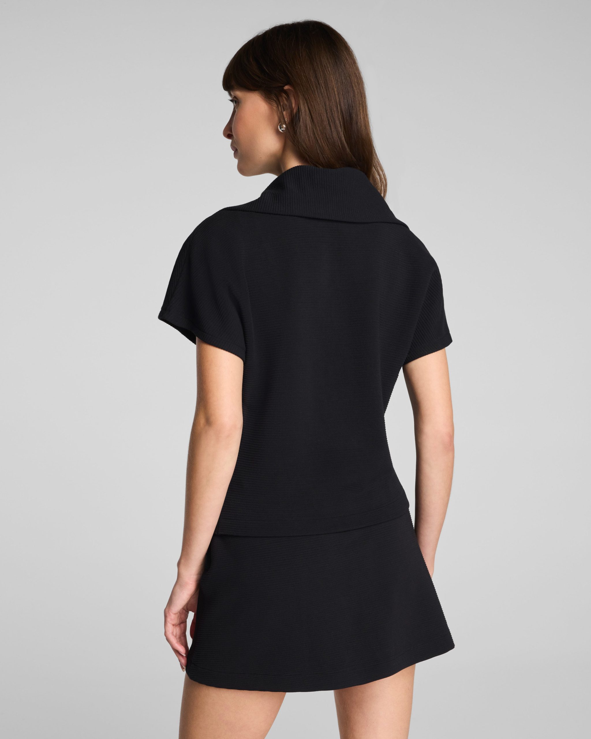 SPANX AirEssentials? French Rib Short Sleeve Half Zip | Very Black - Image 2