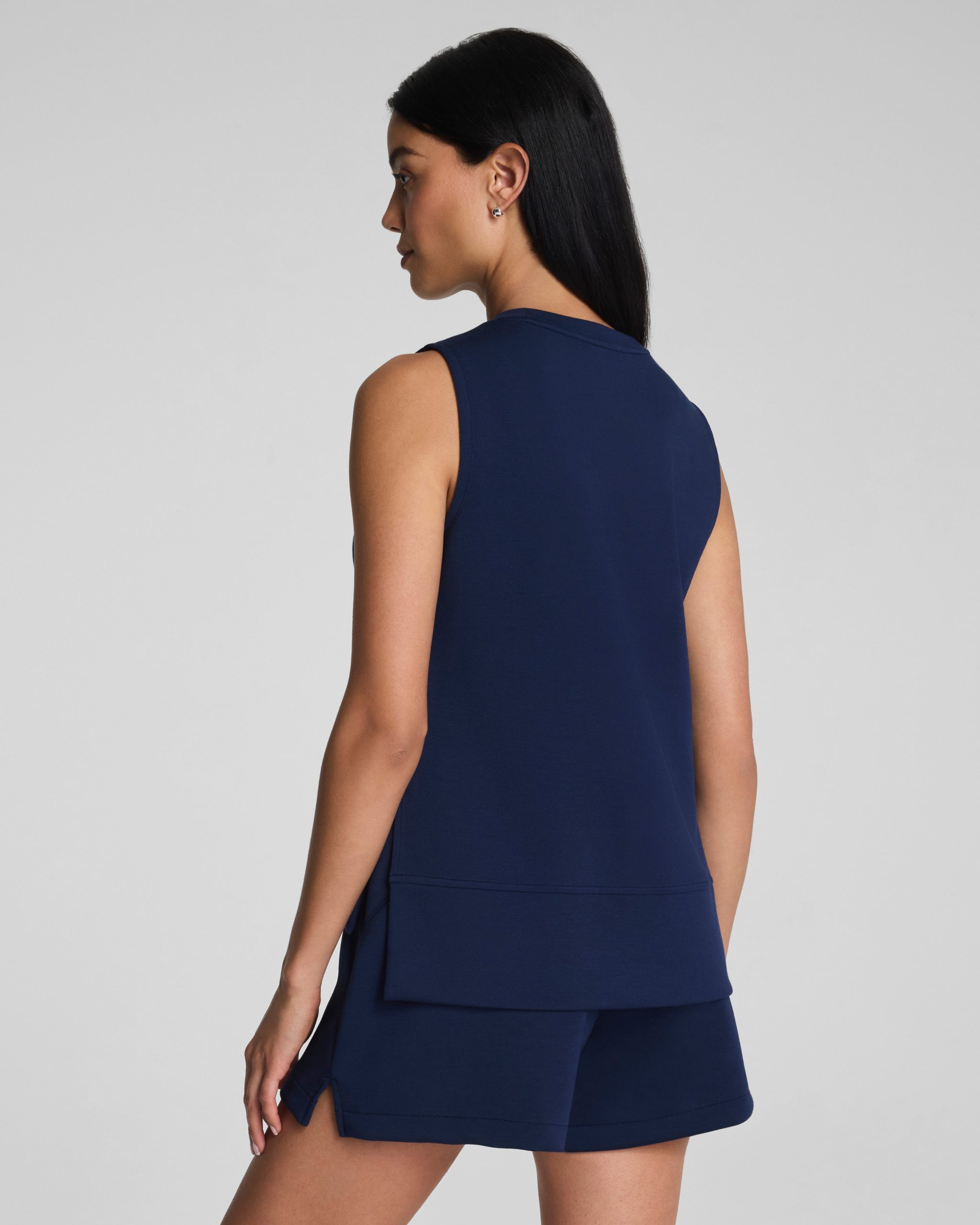 SPANX AirEssentials? Crewneck Tank | Timeless Navy - Image 2