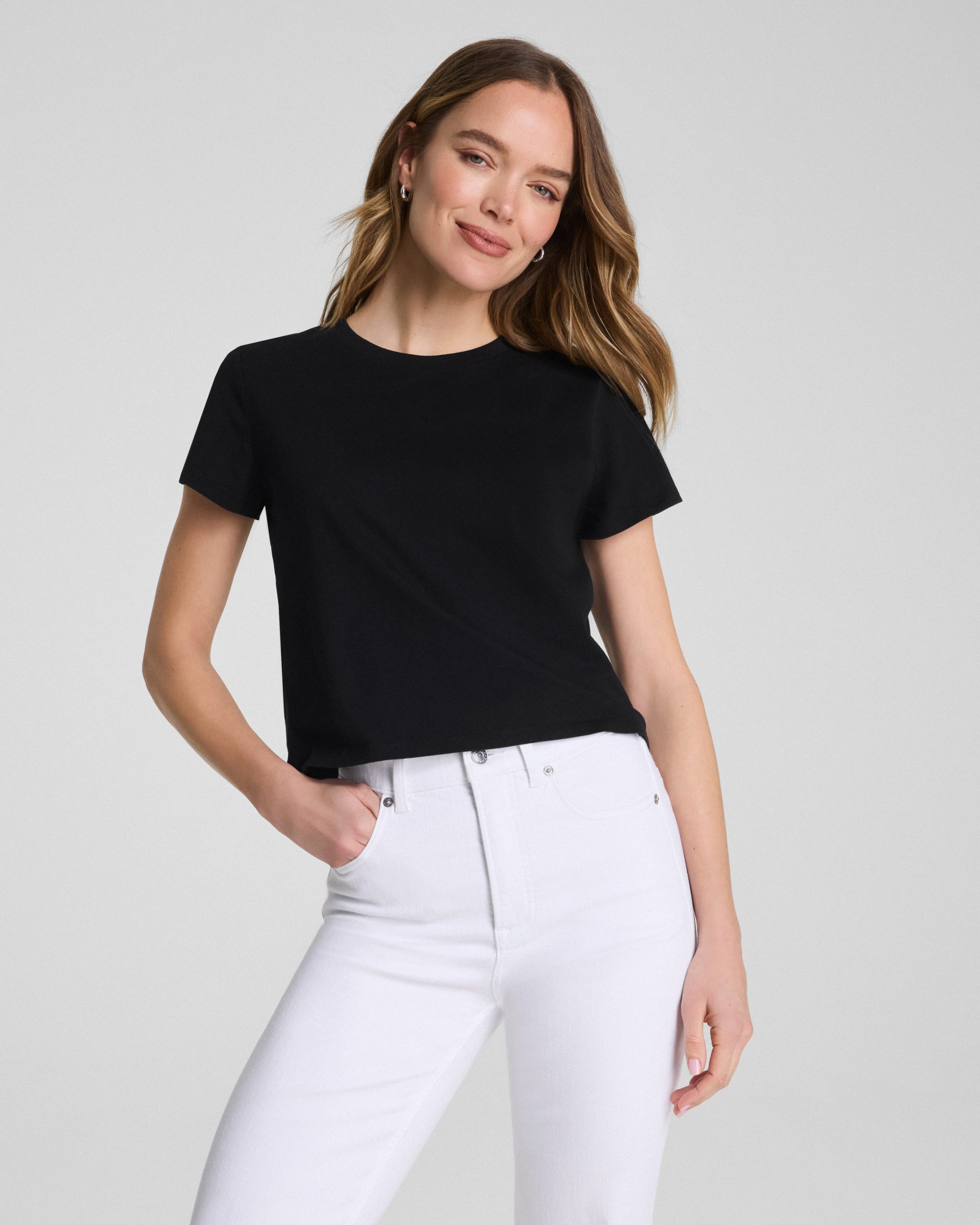 karla welch for SPANX? Cropped 70s Tee | Classic Black