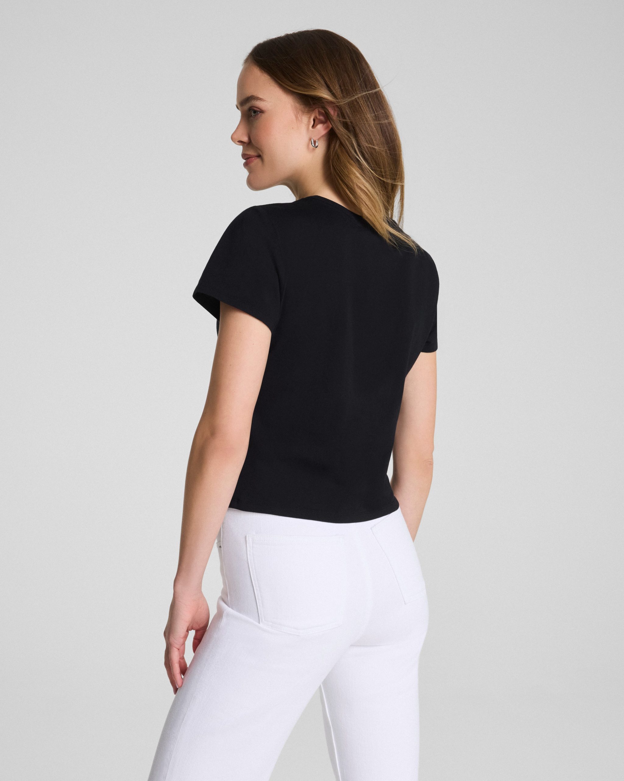 karla welch for SPANX? Cropped 70s Tee | Classic Black - Image 2