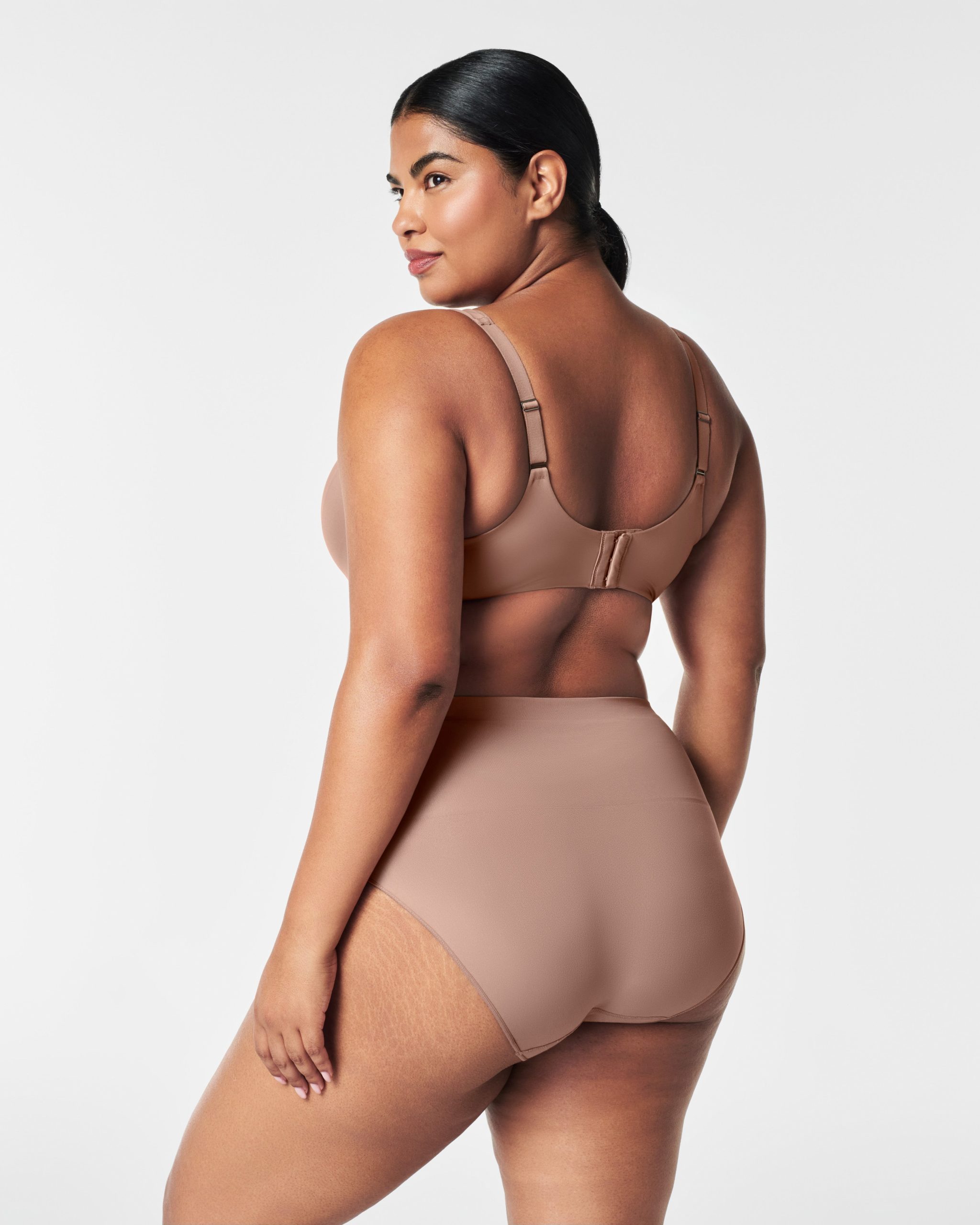 SPANX? Low Profile Minimizer Bra | Cafe Au Lait - Image 2