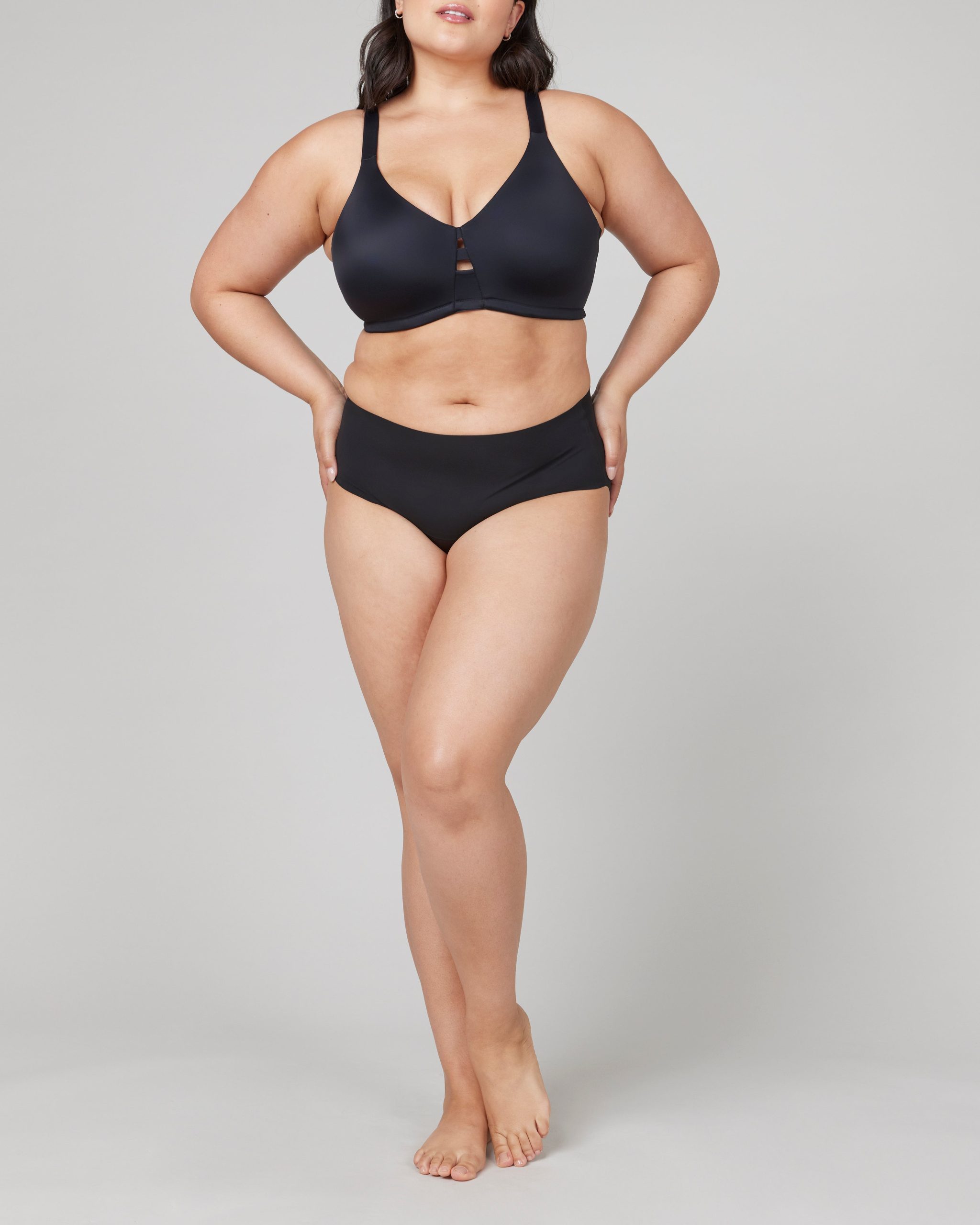SPANX? Low Profile Wireless Minimizer Bra | Very Black - Image 5
