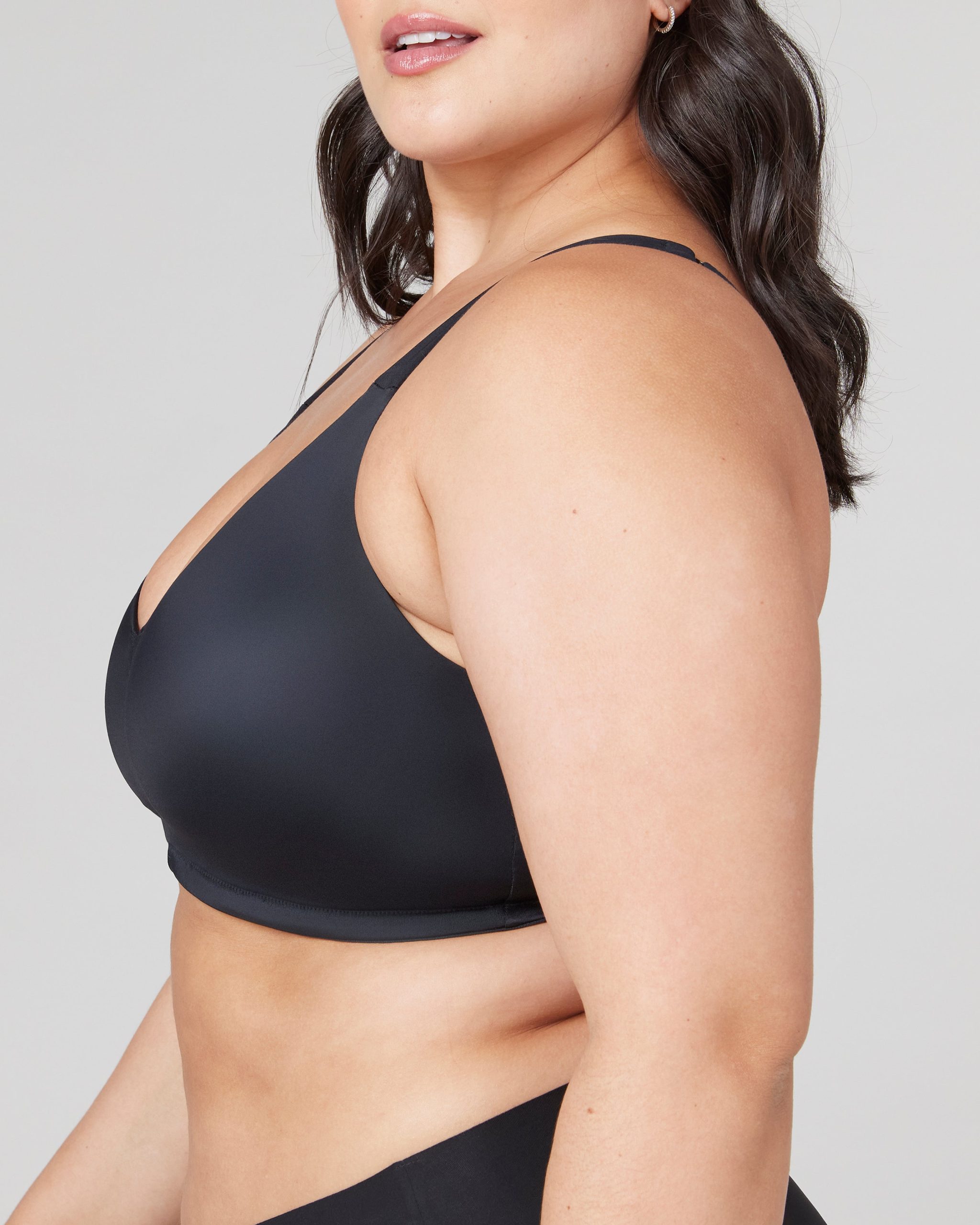 SPANX? Low Profile Wireless Minimizer Bra | Very Black - Image 2