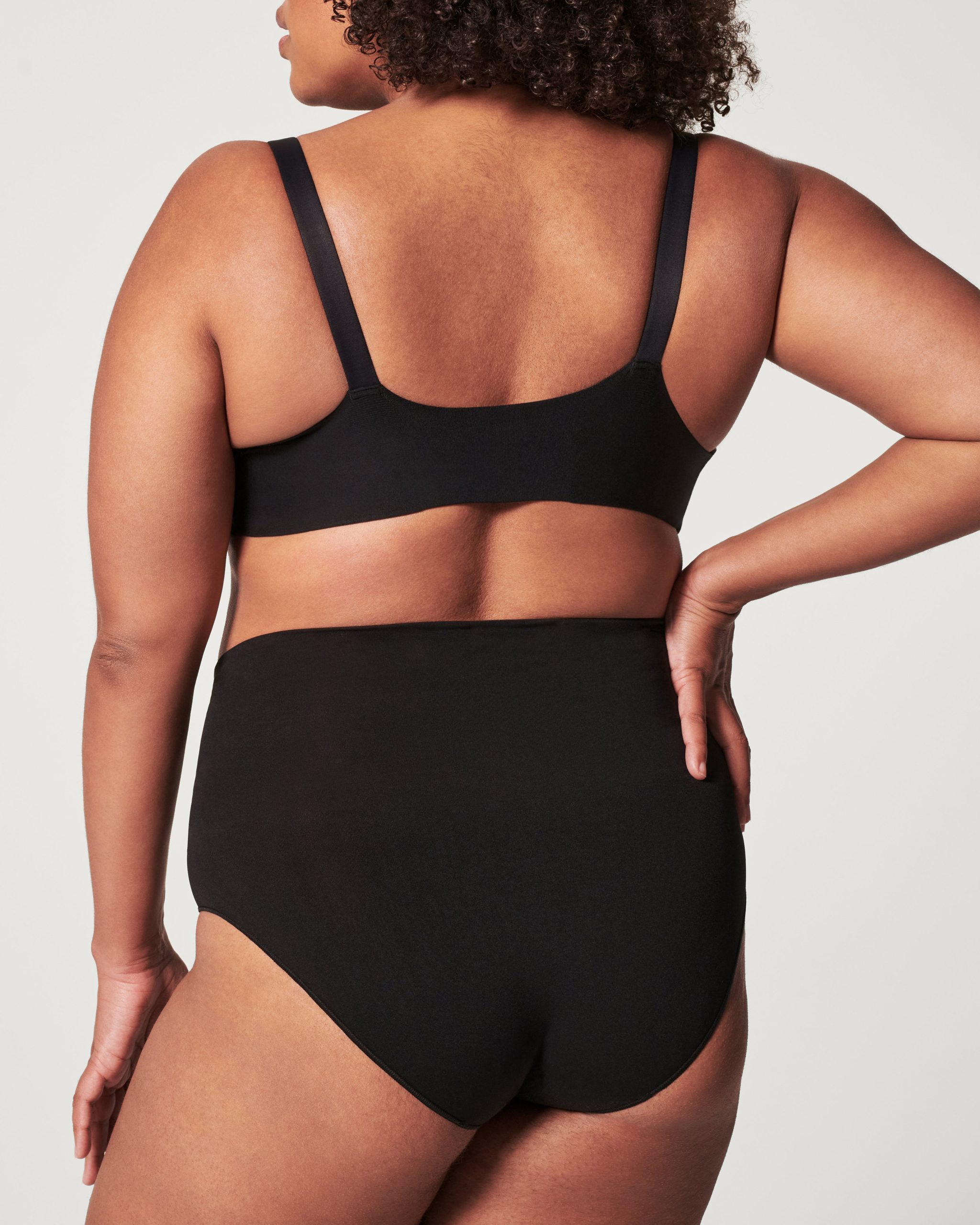 SPANXsmooth? Bra-llelujah!? Adjustable Full Coverage Bra | Very Black - Image 2
