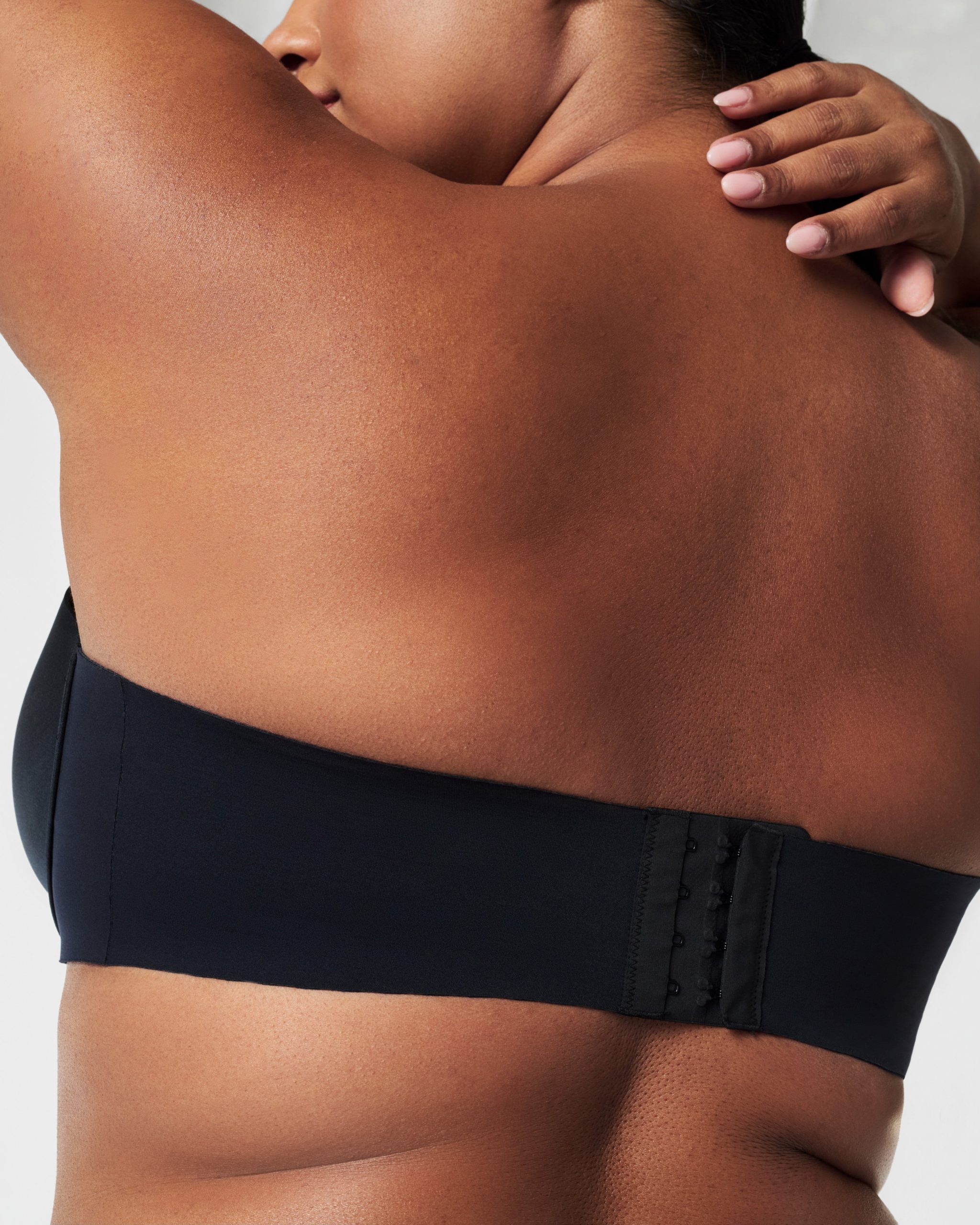 SPANXsmooth? Suit Your Fancy Strapless Bra | Very Black - Image 4