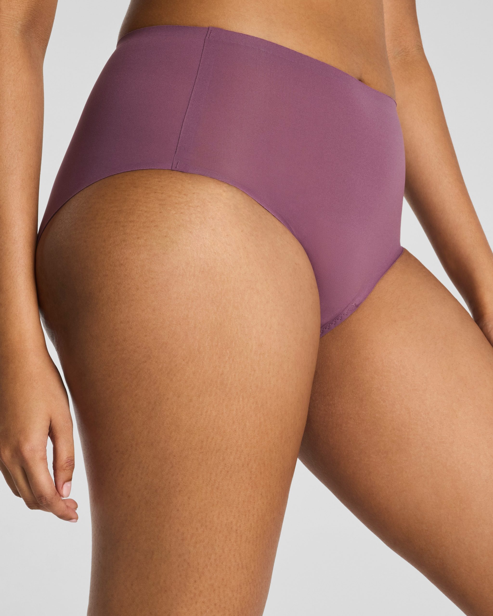 SPANXsmooth? Fit-To-You Brief 3-Pack Box | Prune/Rosebud/Dark Cacao - Image 3