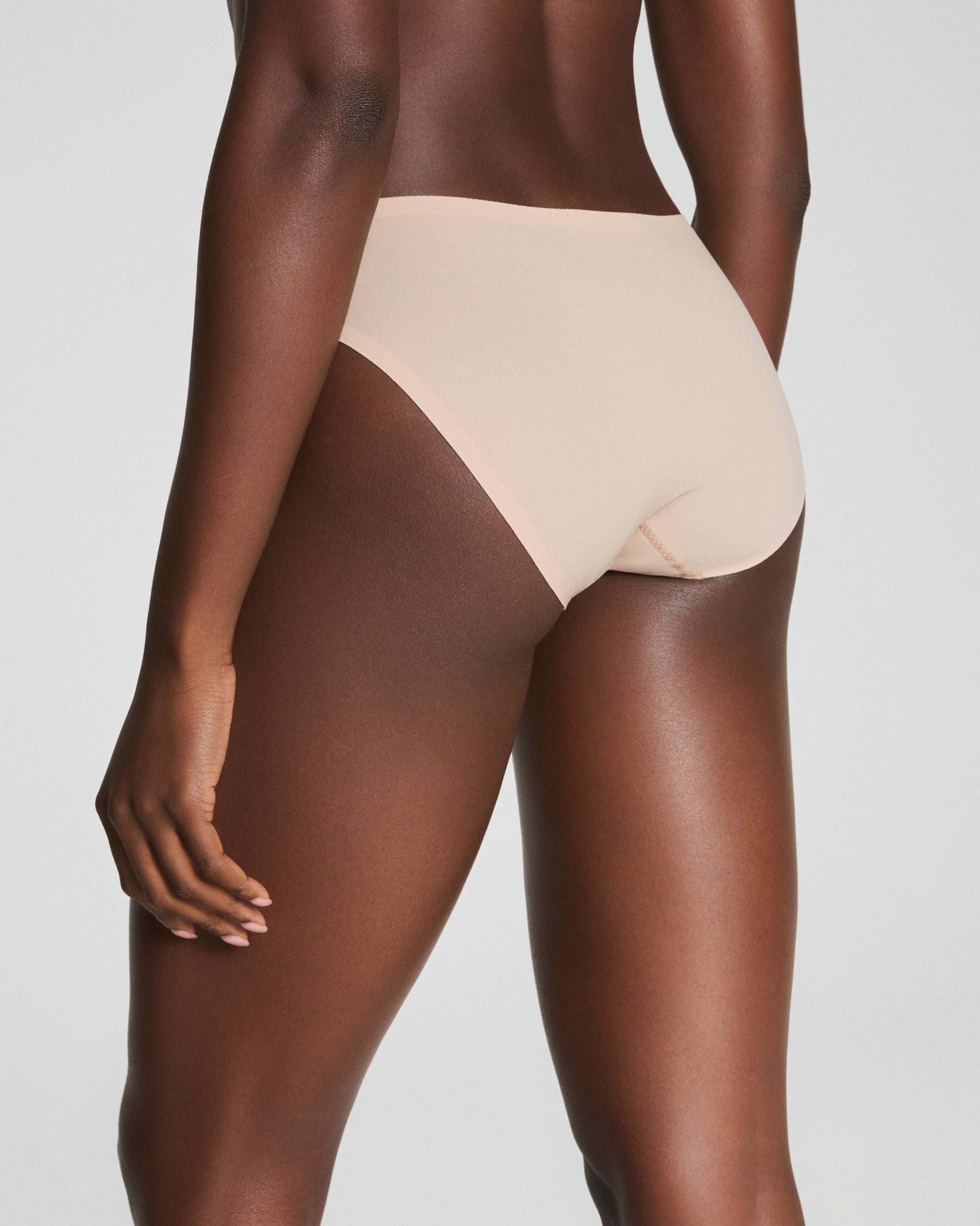 SPANXsmooth? Fit-To-You Bikini 3-Pack Box | Iconic Leopard/Naked 2.0/Espresso - Image 5