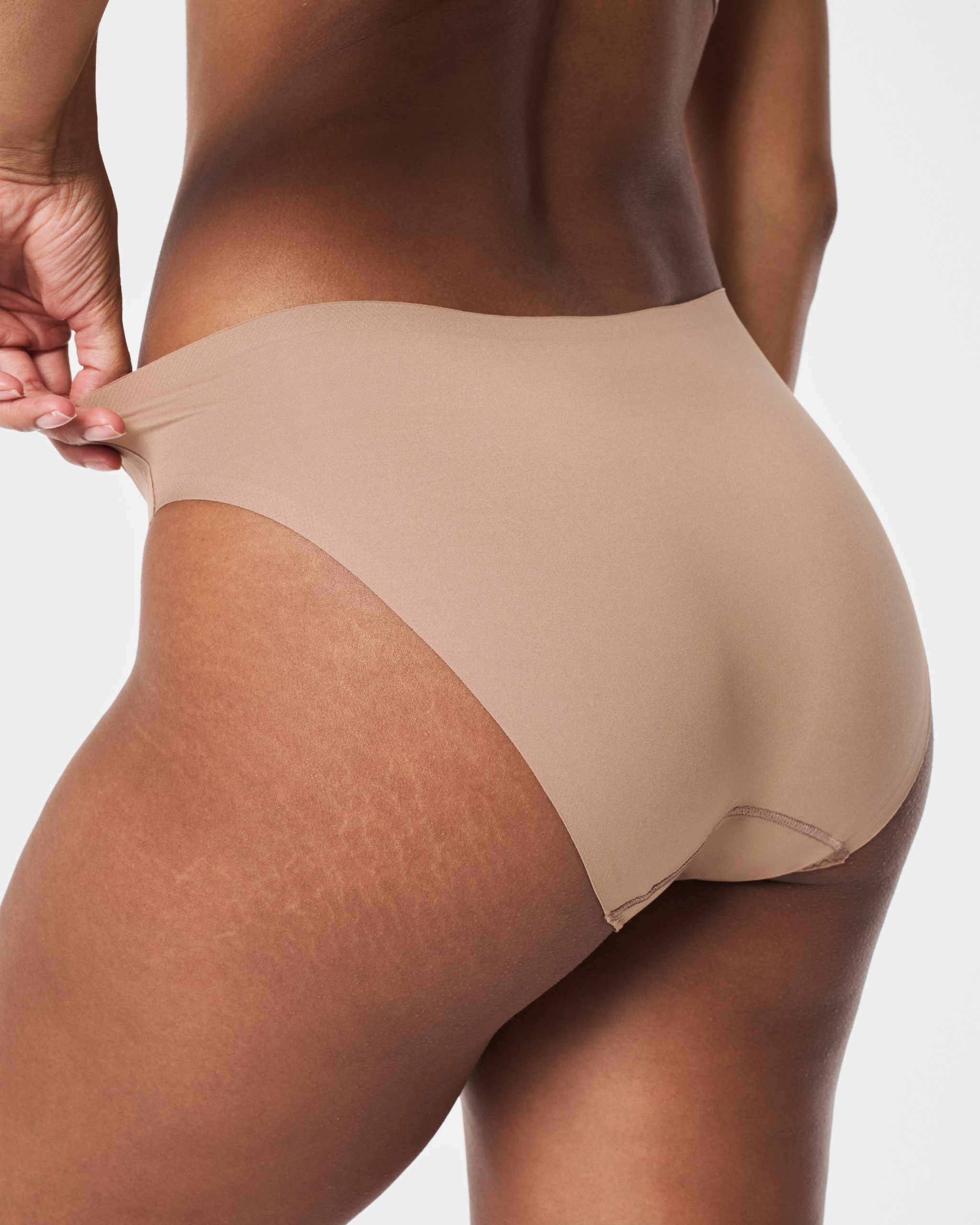 SPANXsmooth? Fit-To-You Bikini 3-Pack Box | Cafe Au Lait - Image 4
