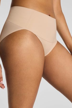 SPANXsupersmooth? Undie-tectable? Hi-Leg Brief | Chai