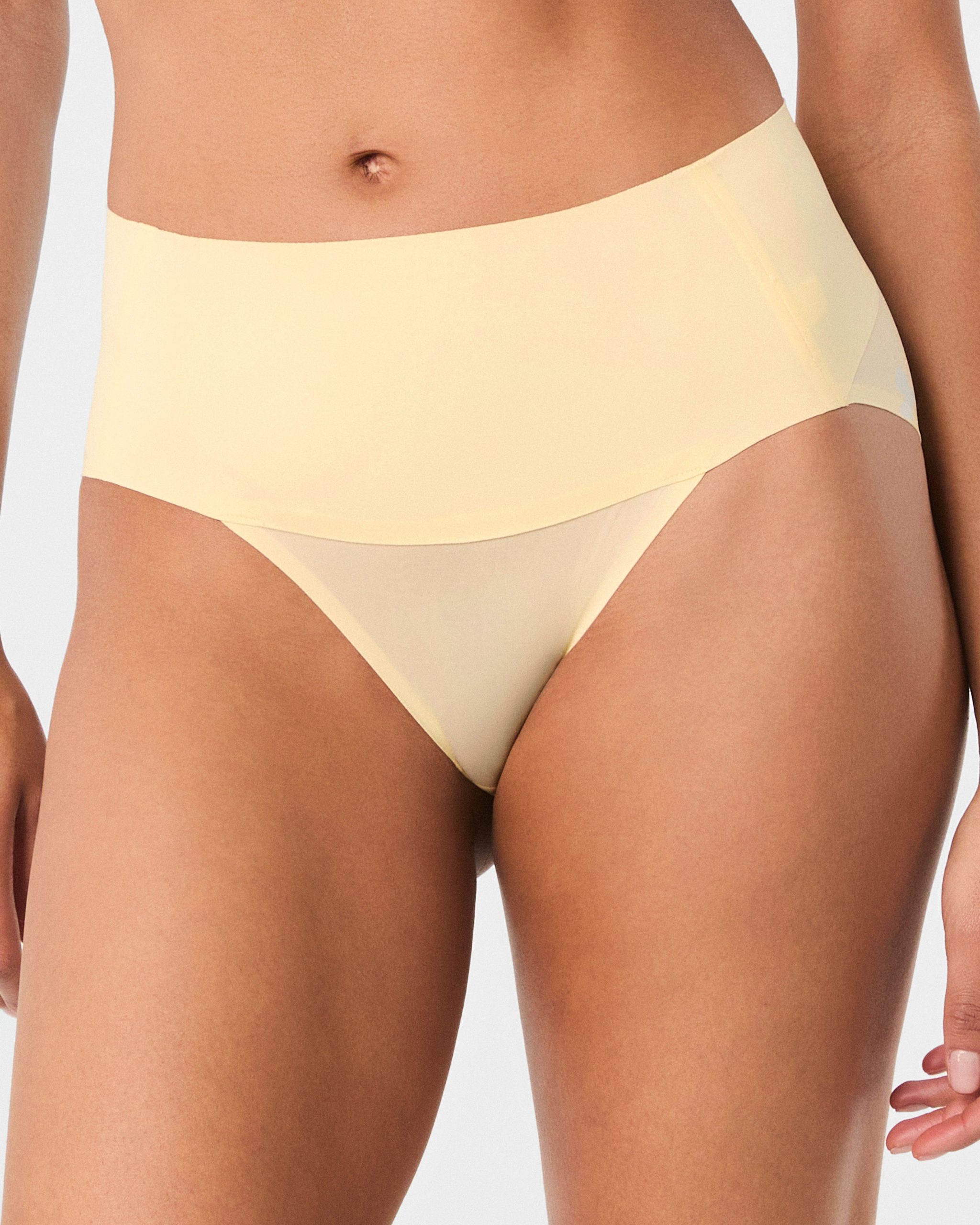 SPANXsupersmooth? Undie-tectable? Hi-Leg Brief - Image 3
