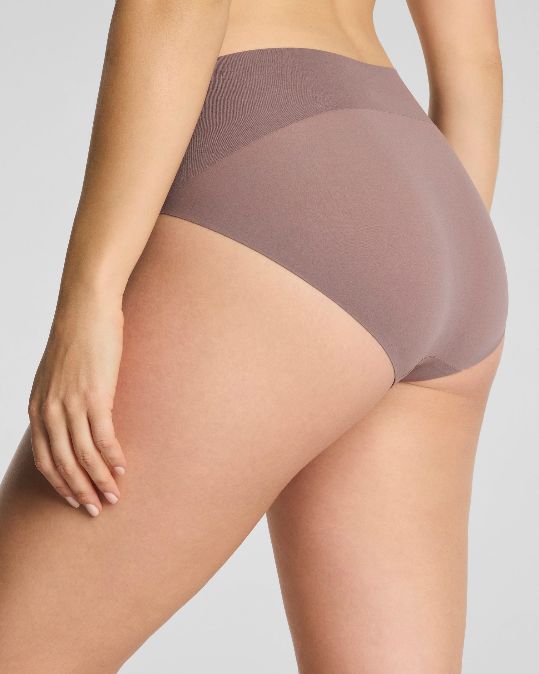 SPANXsupersmooth? Undie-tectable? Hi-Leg Brief | Granite - Image 2