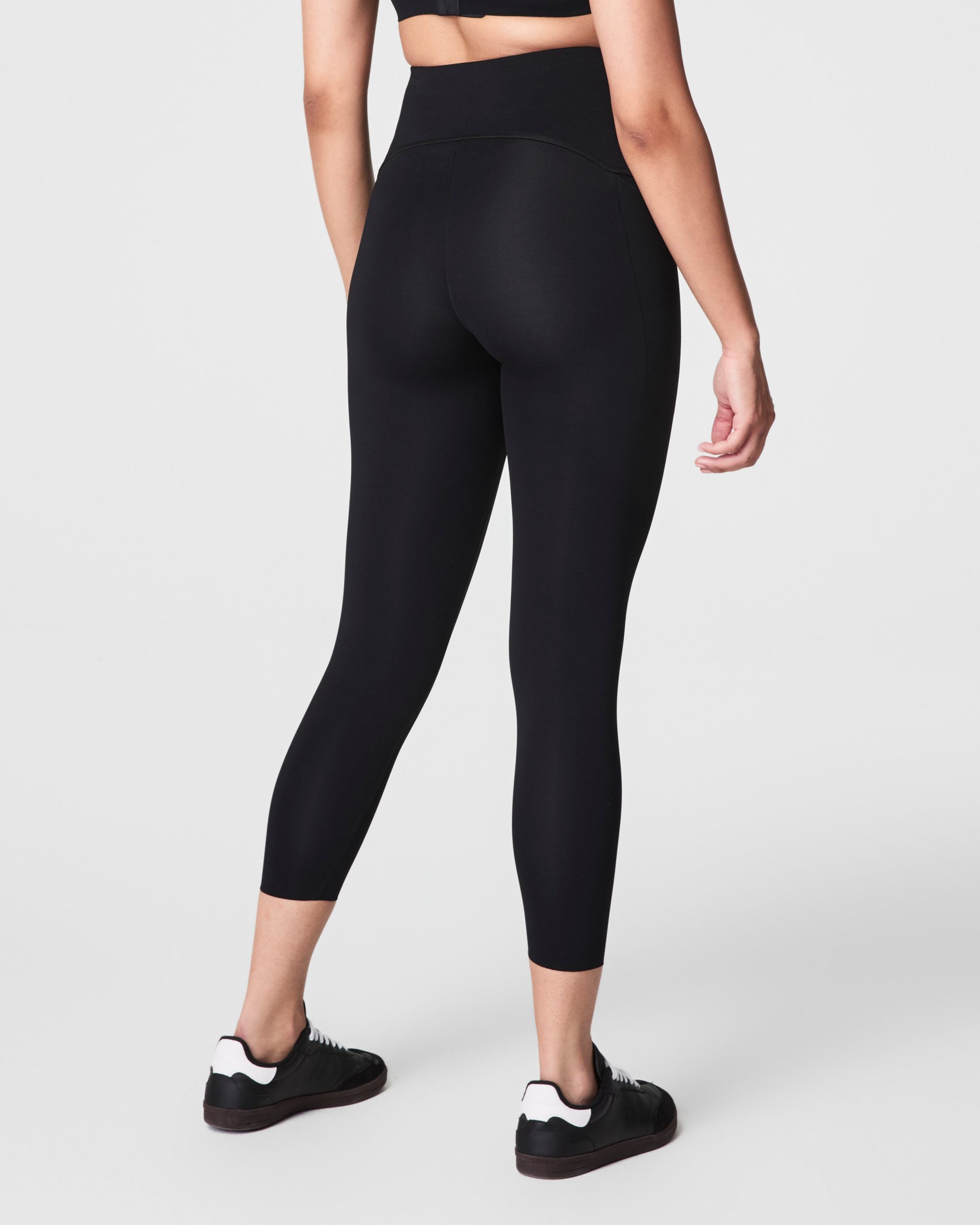 SPANXshape? Booty Boost? Side Pocket Leggings | Very Black - Image 4